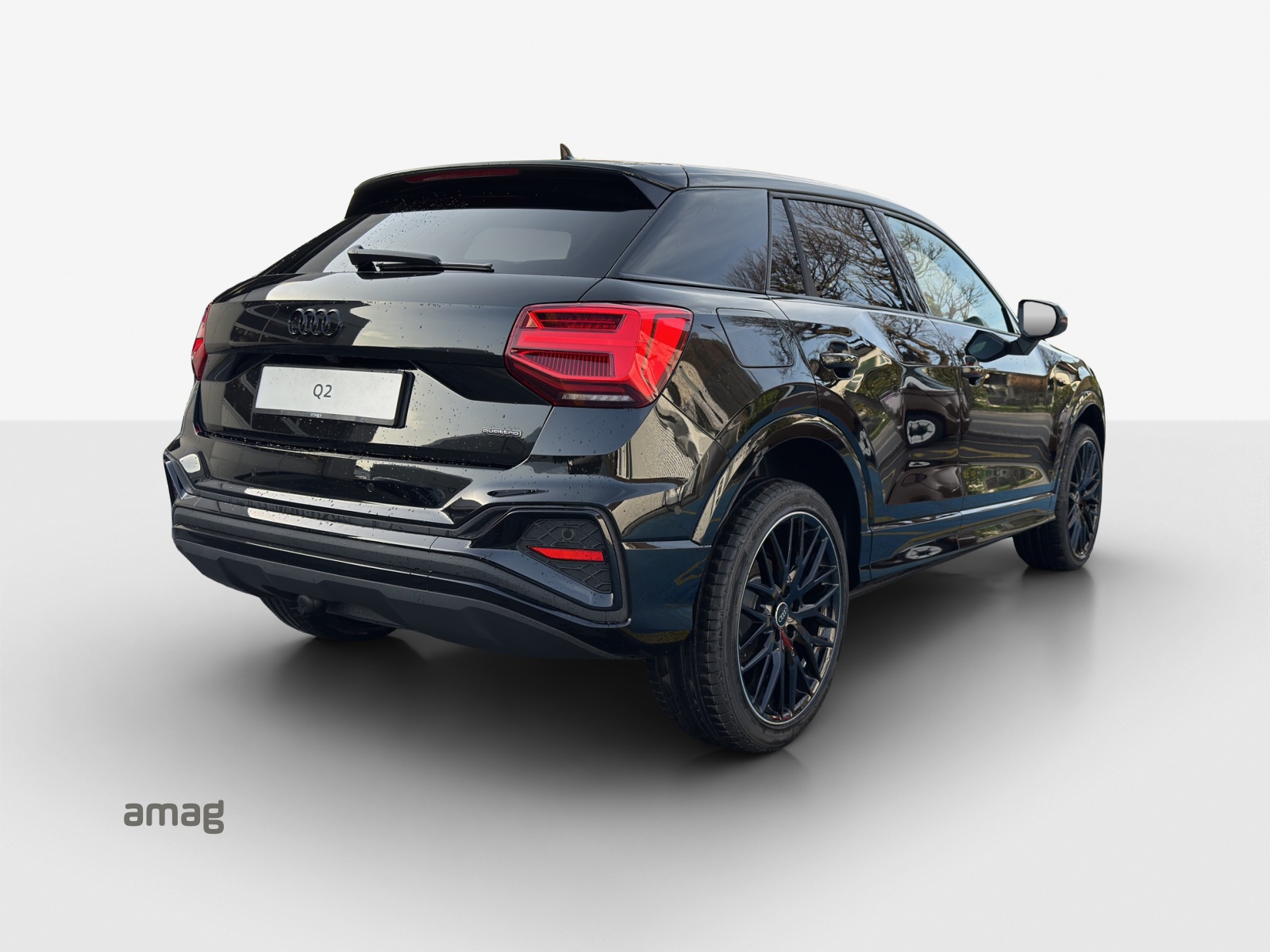 AUDI Q2 40 TFSI S line Attraction quattro S-tronic-image-4