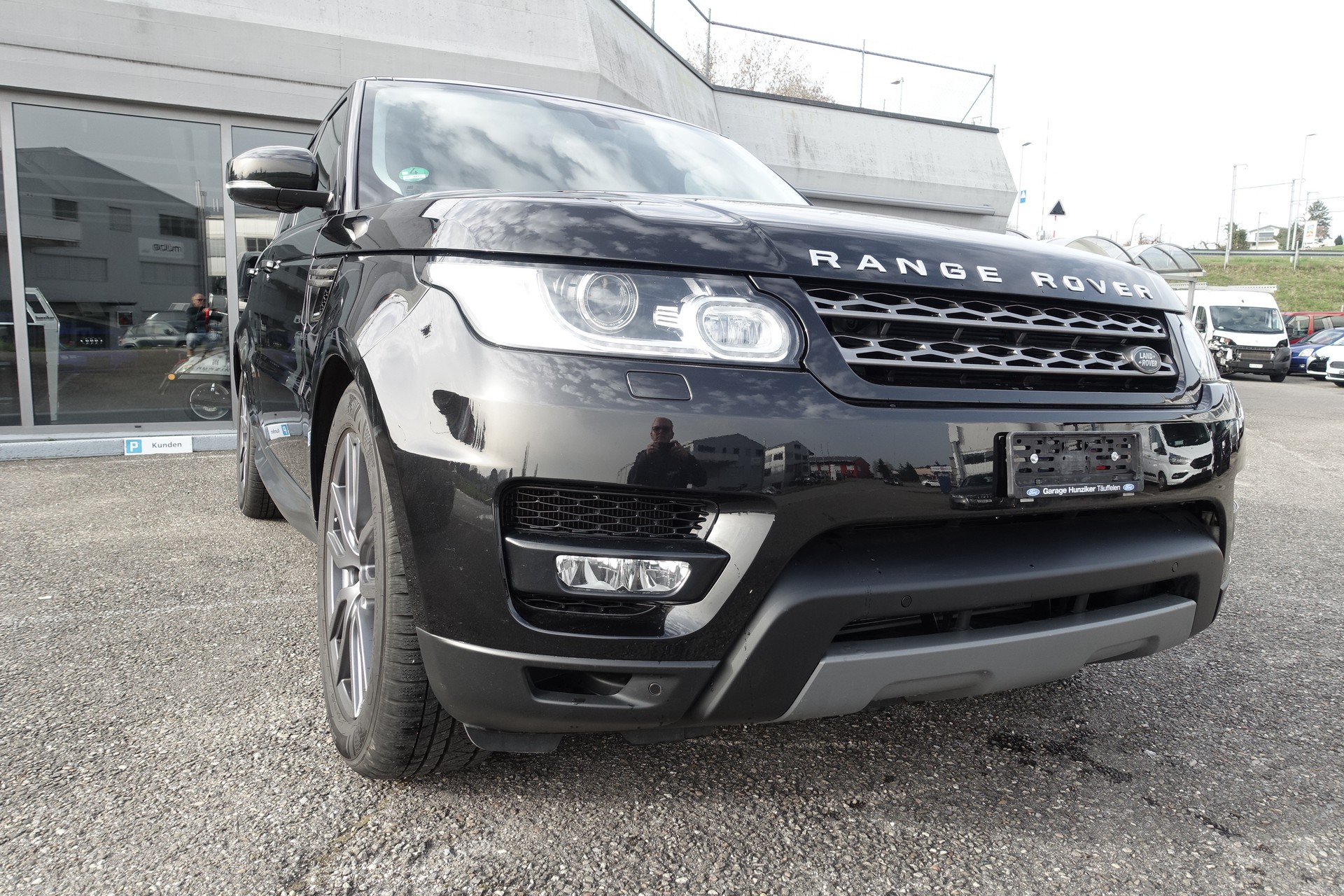 LAND ROVER Range Rover Sport 3.0 SDV6 SE Automatic-image-6