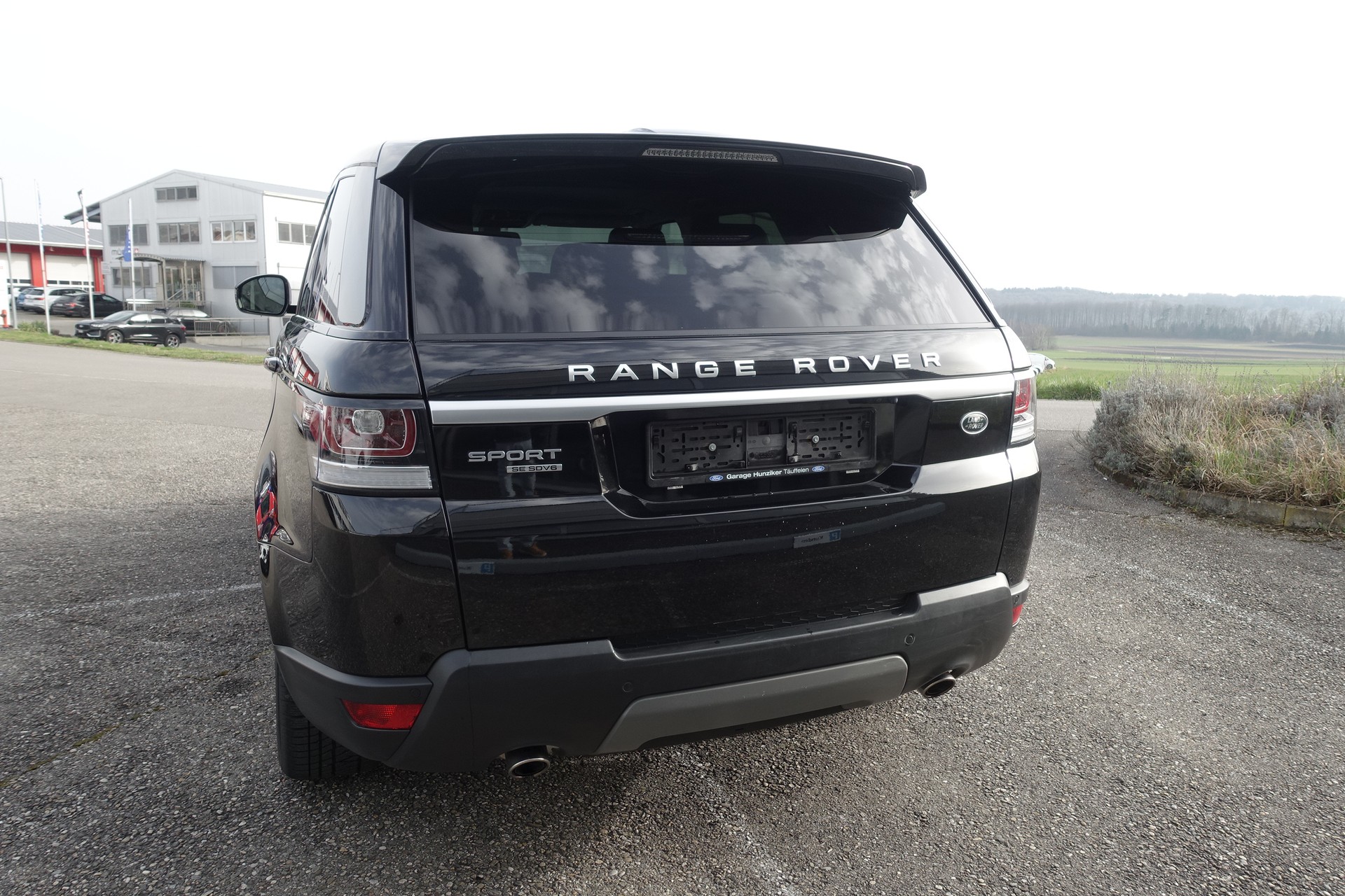 LAND ROVER Range Rover Sport 3.0 SDV6 SE Automatic-image-4