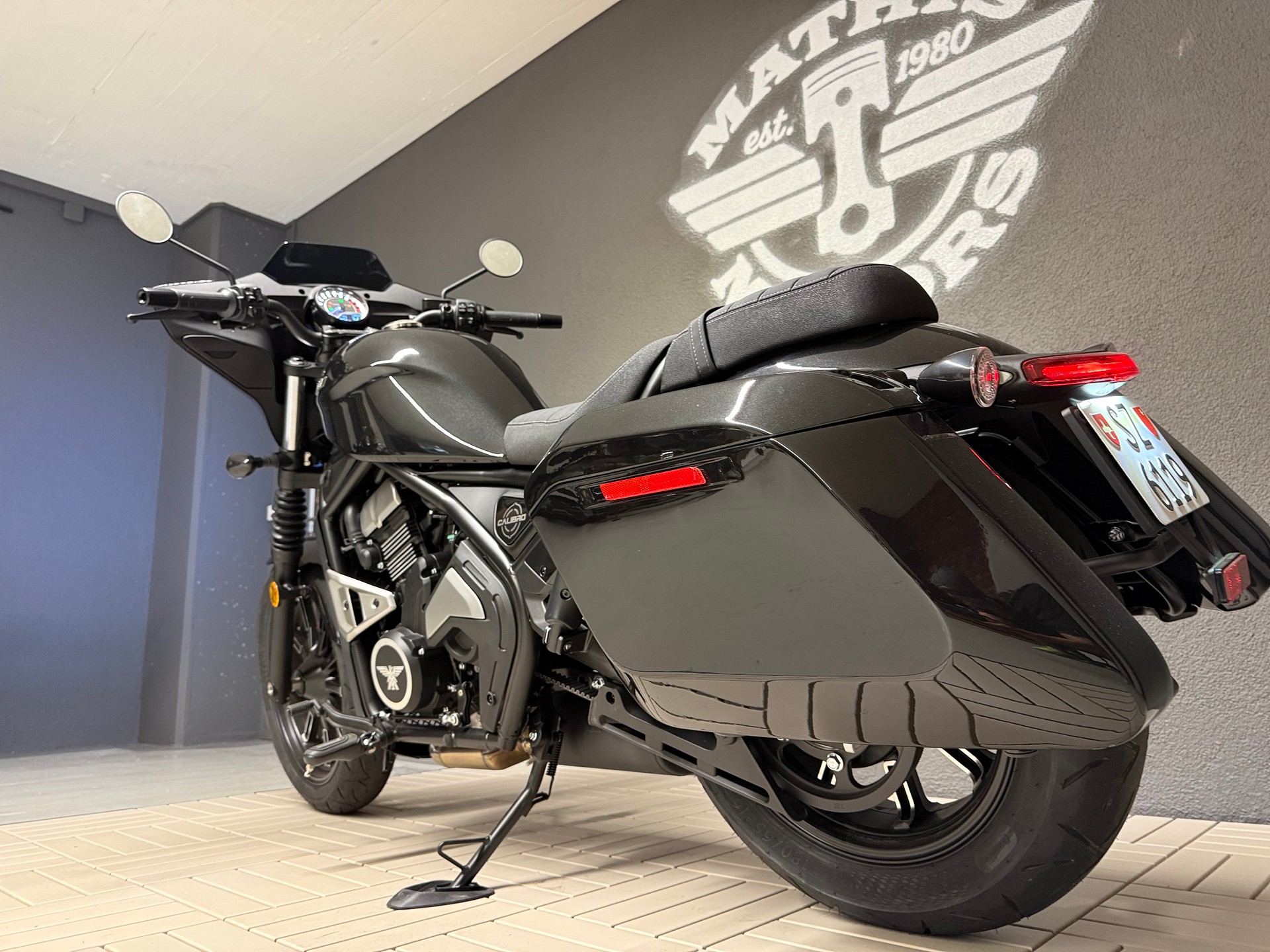 MOTO MORINI CALIBRO BAGGER 700-image-8