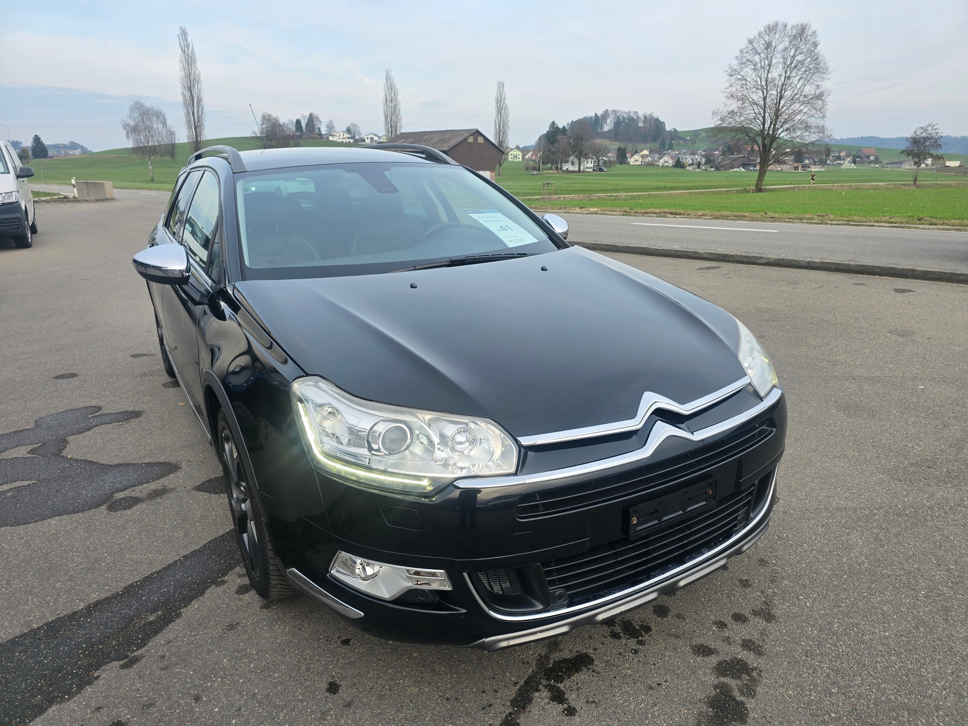 CITROEN C5 Tourer 2.0 BlueHDi CrossTourer EAT6-image-4