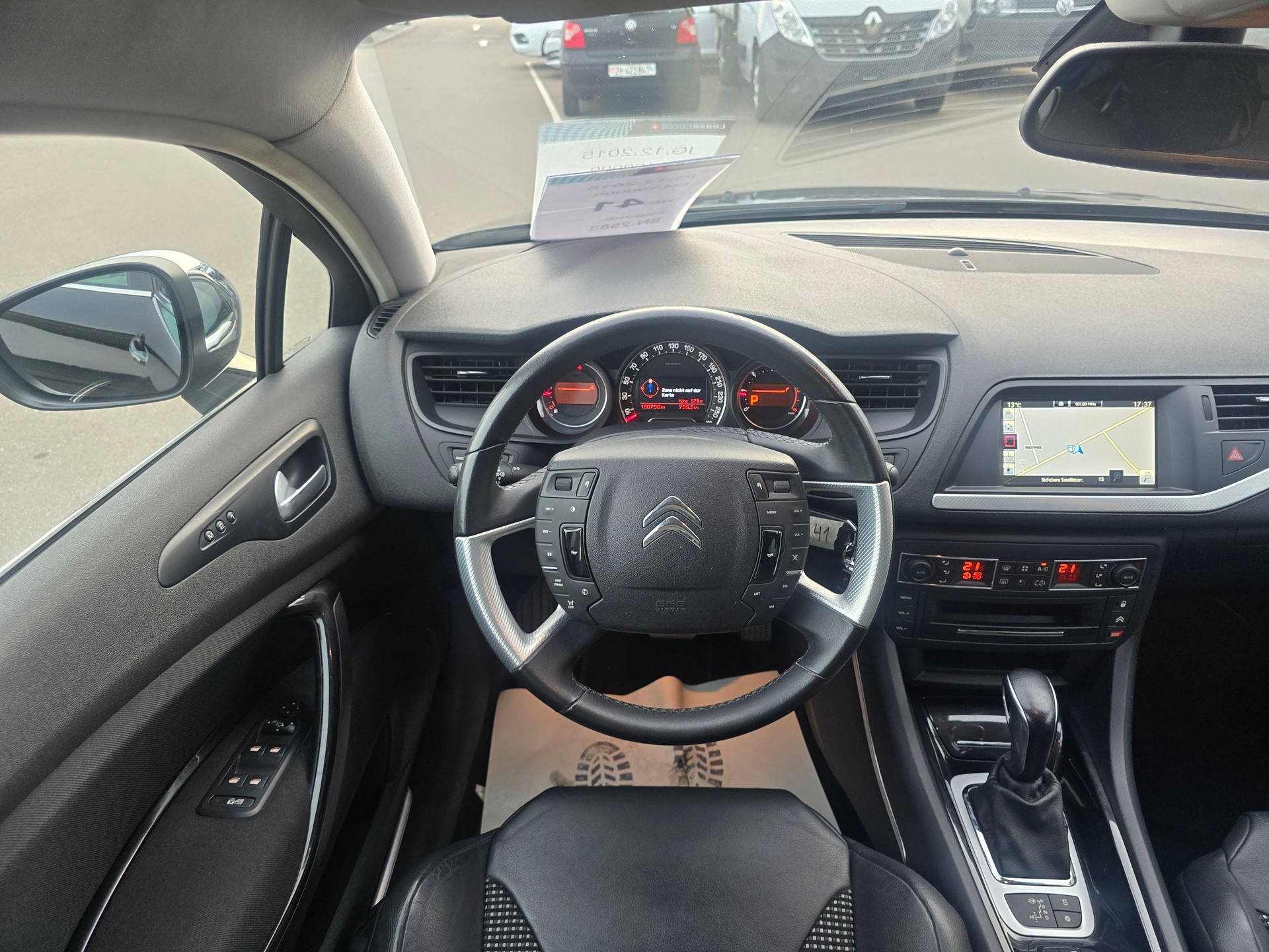 CITROEN C5 Tourer 2.0 BlueHDi CrossTourer EAT6-image-10