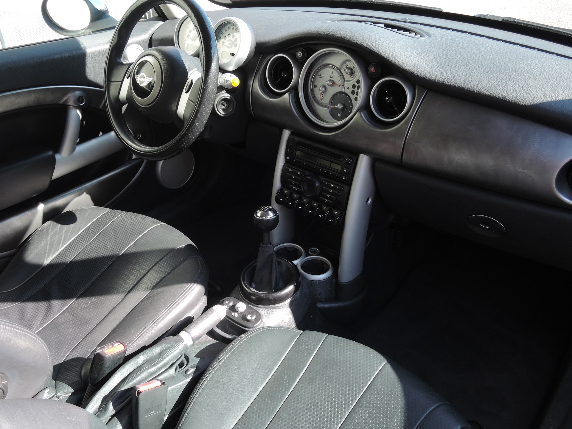 MINI Cooper-image-7