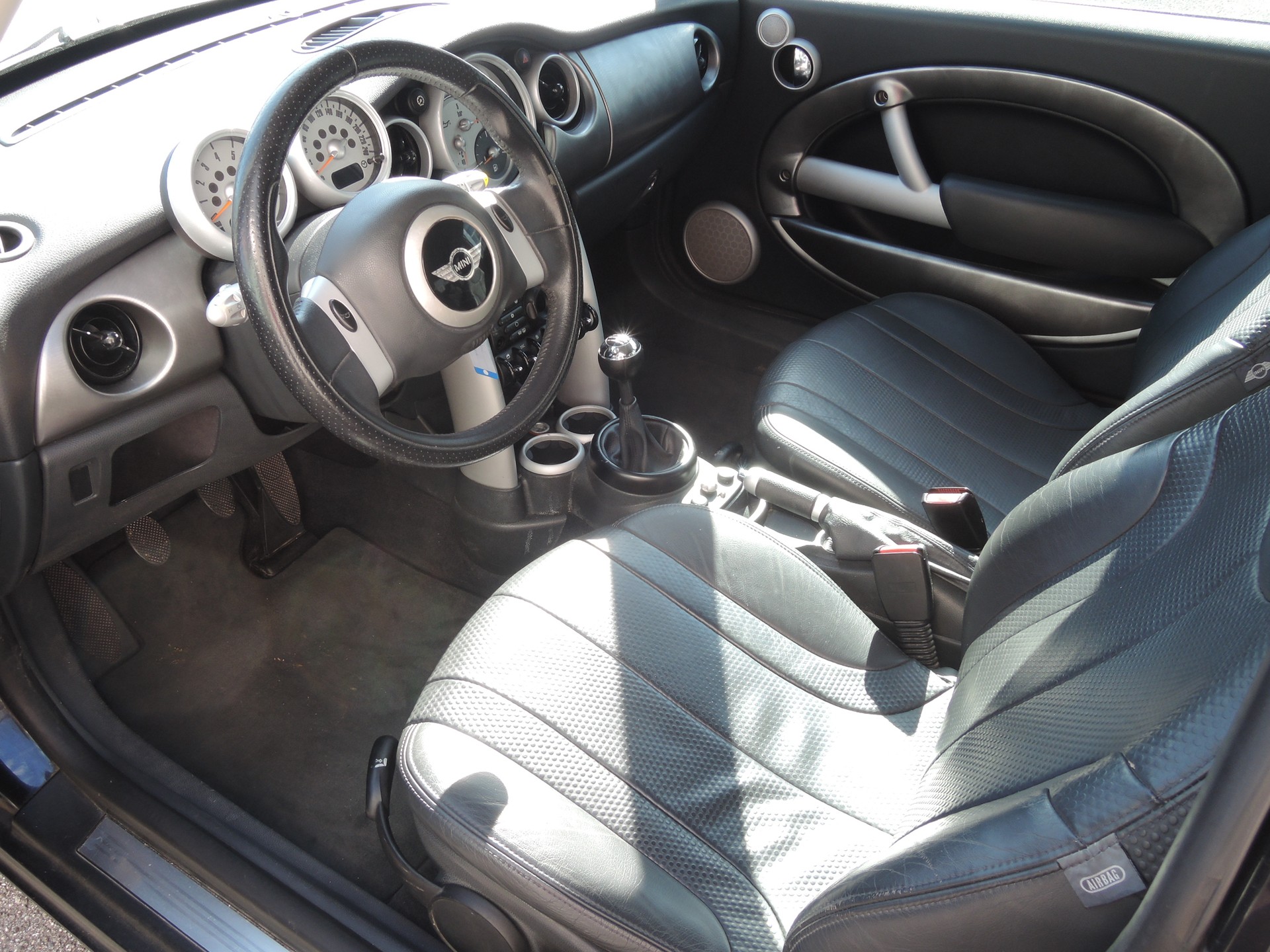 MINI Cooper-image-5