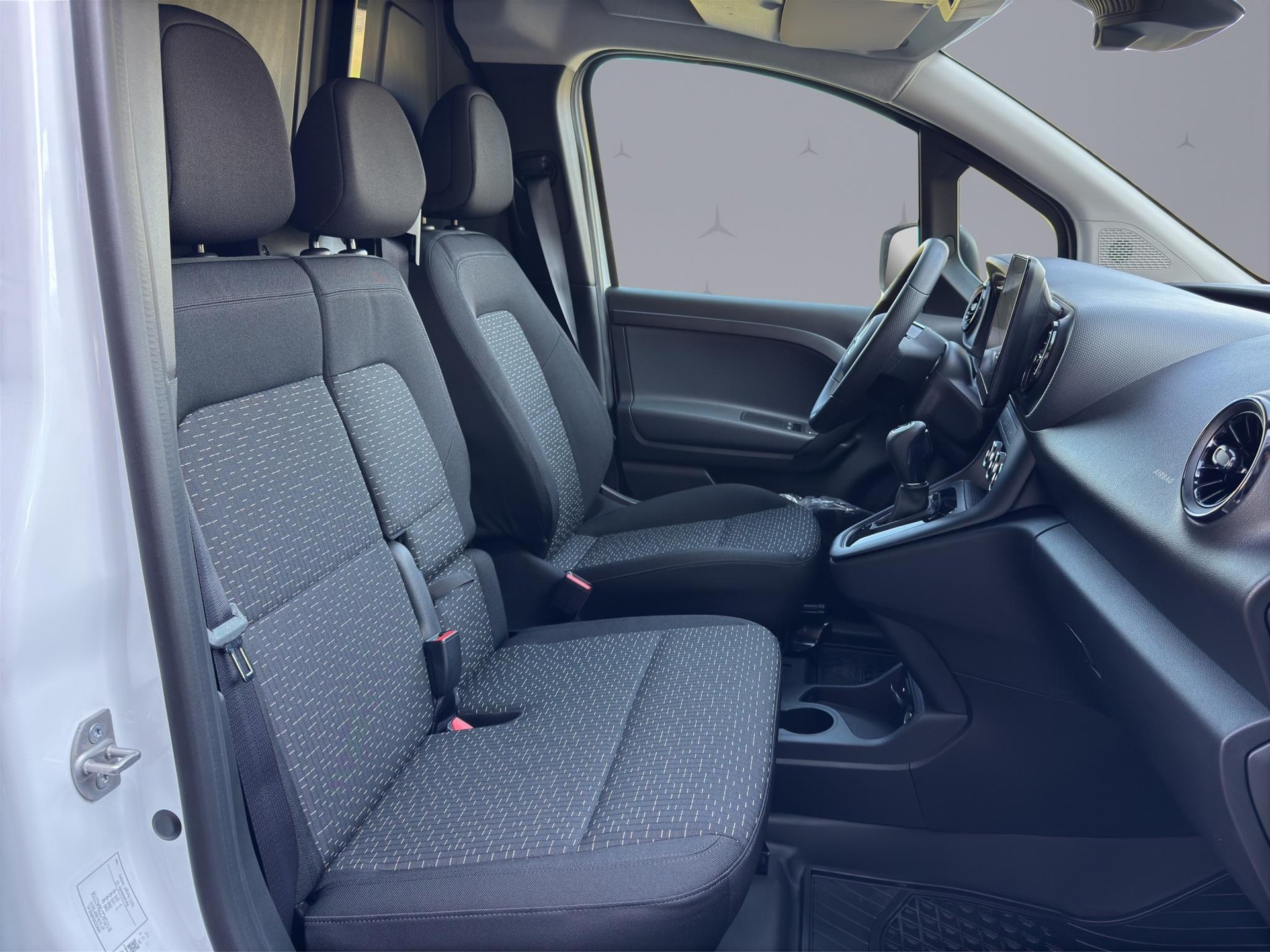 MERCEDES-BENZ eCitan Kaw. S 45 kWh-image-16