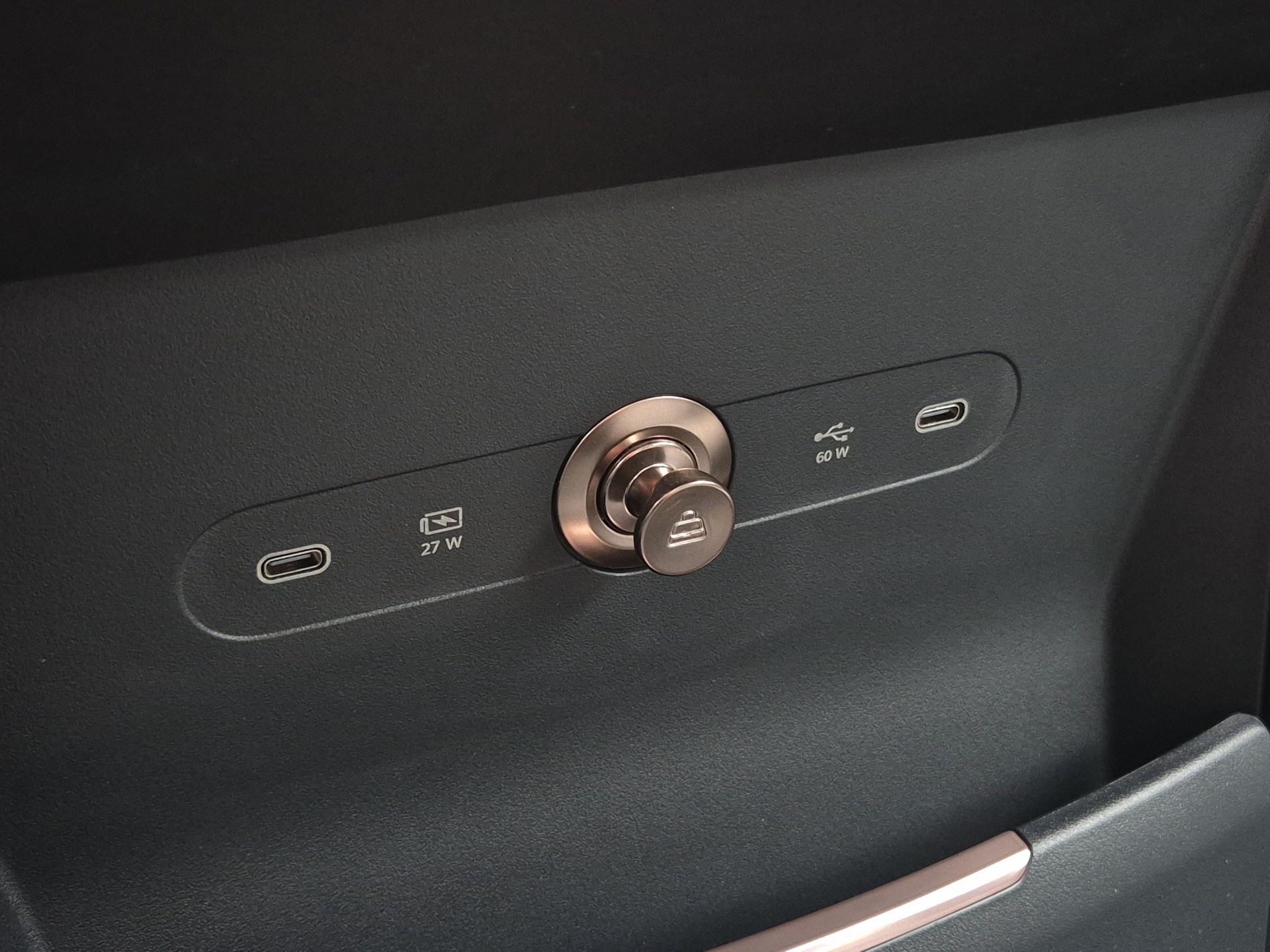 ZEEKR X Privilege AWD ab 1.29% Leasing-image-10