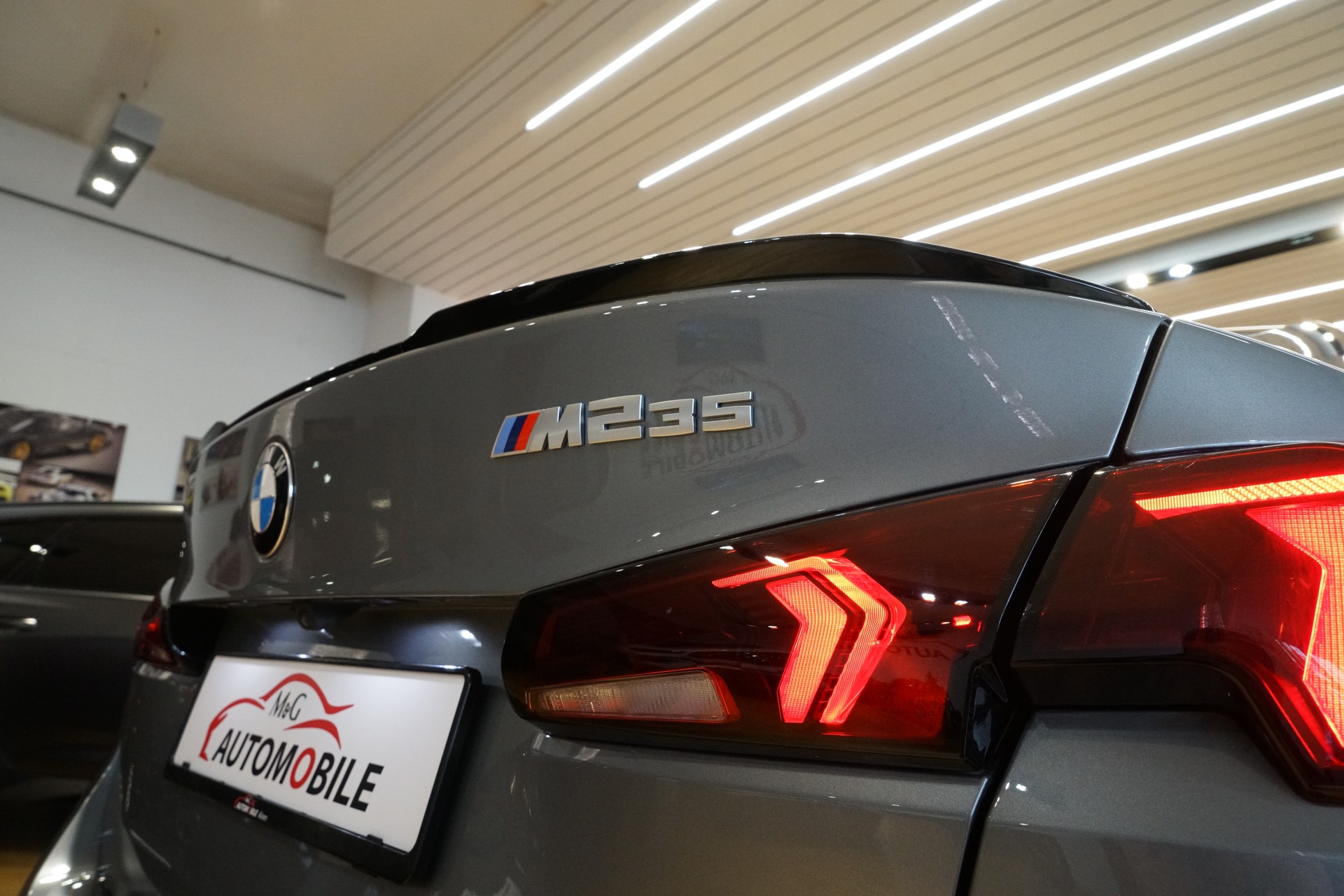 BMW M235 xDrive Gran Coupé M Sport Pro-image-8