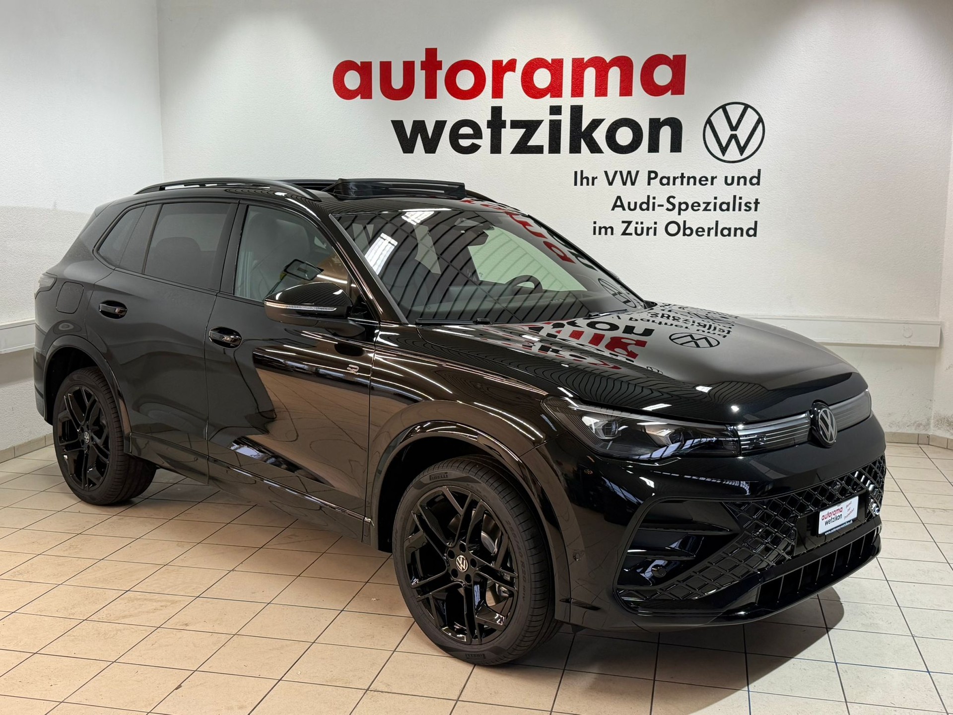 VW Tiguan 2.0 TDI SCR R-Line 4Motion DSG-image-0