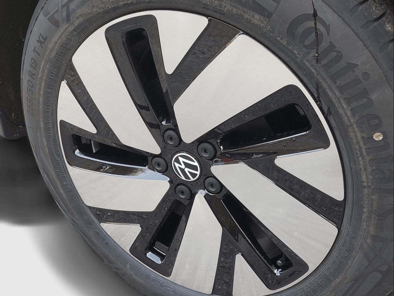 VW ID.Buzz NWB GTX 4 Motion-image-11