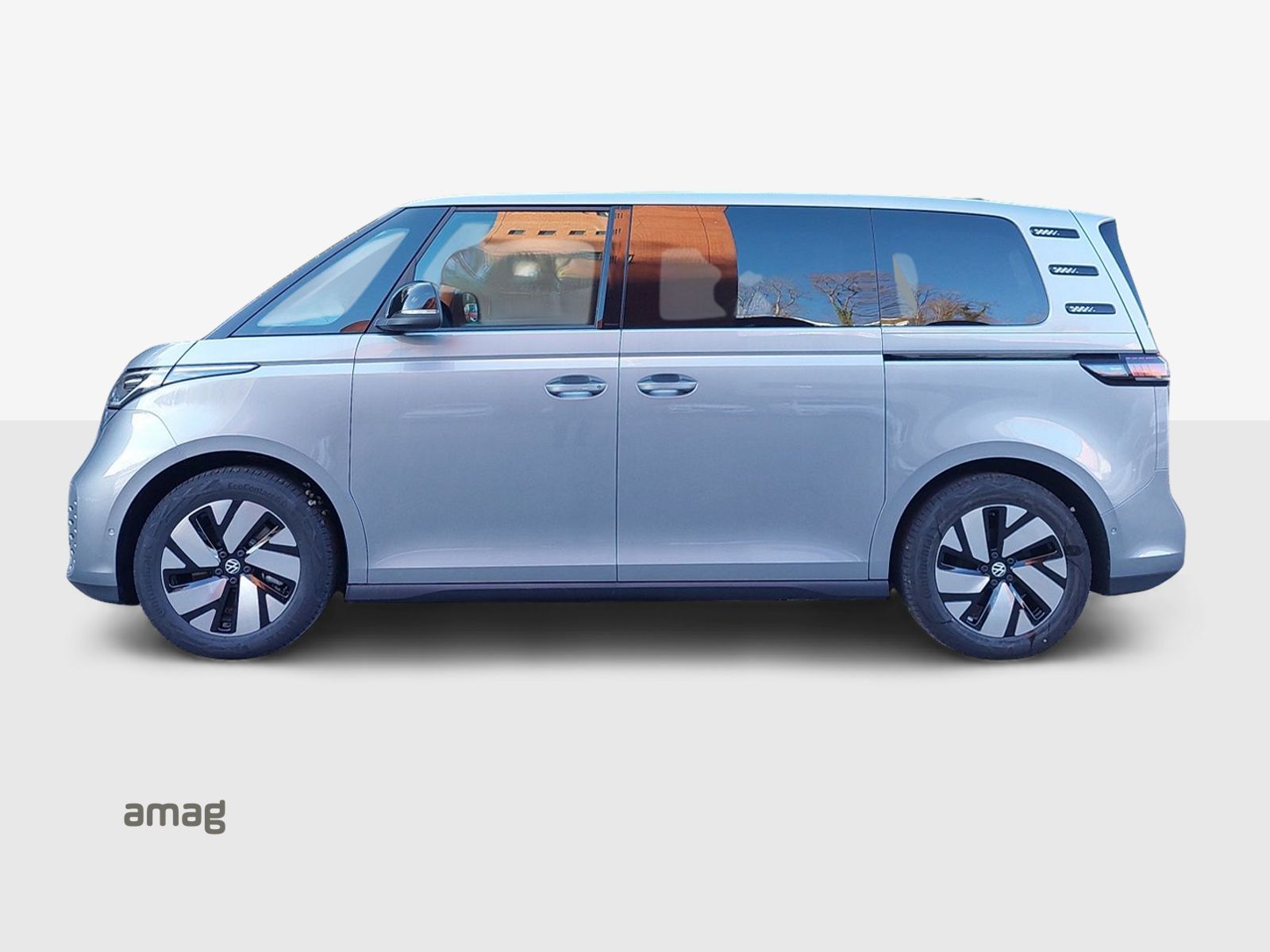 VW ID.Buzz NWB GTX 4 Motion-image-1