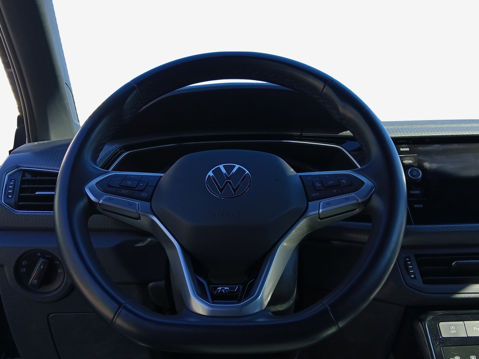 VW T-Cross 1.0 TSI Style DSG-image-9
