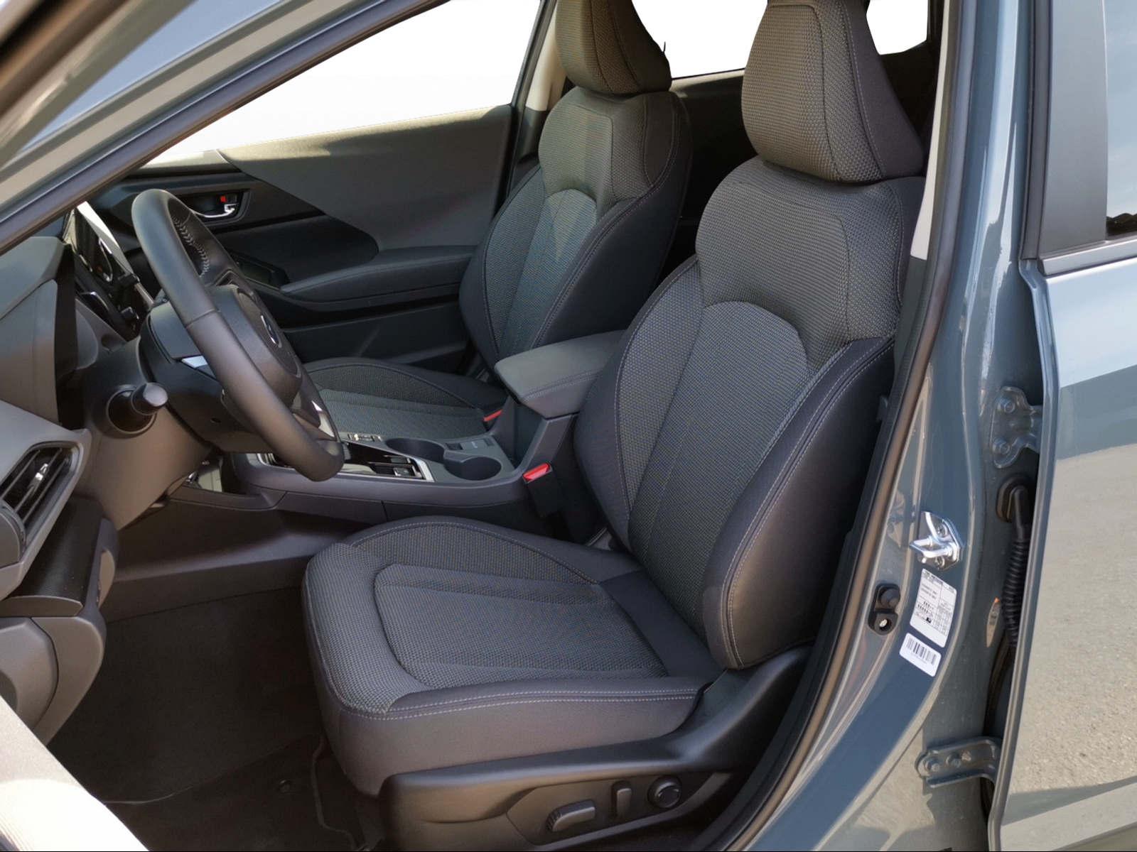 SUBARU Crosstrek 2.0i e-Boxer Swiss Plus-image-8