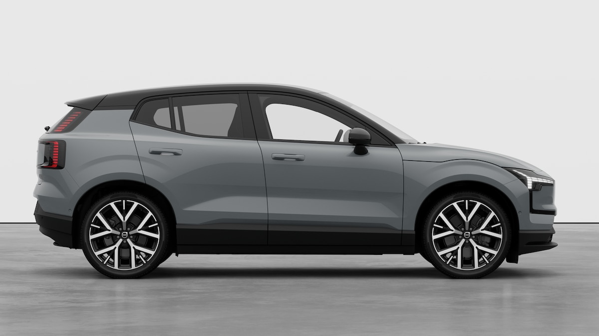 VOLVO EX30 E60 Twin Ultra Performance AWD-image-3