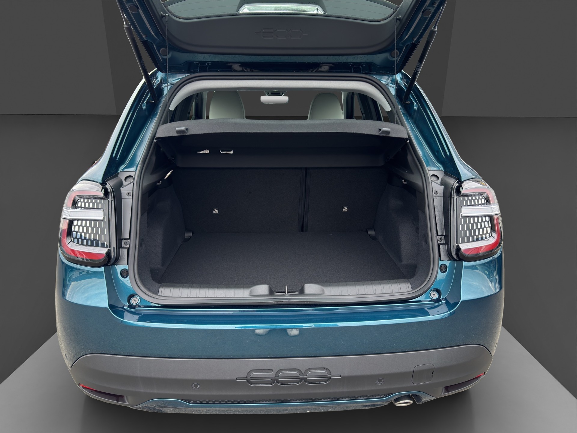 FIAT 600h MildHybrid Icon Swiss Edition-image-18