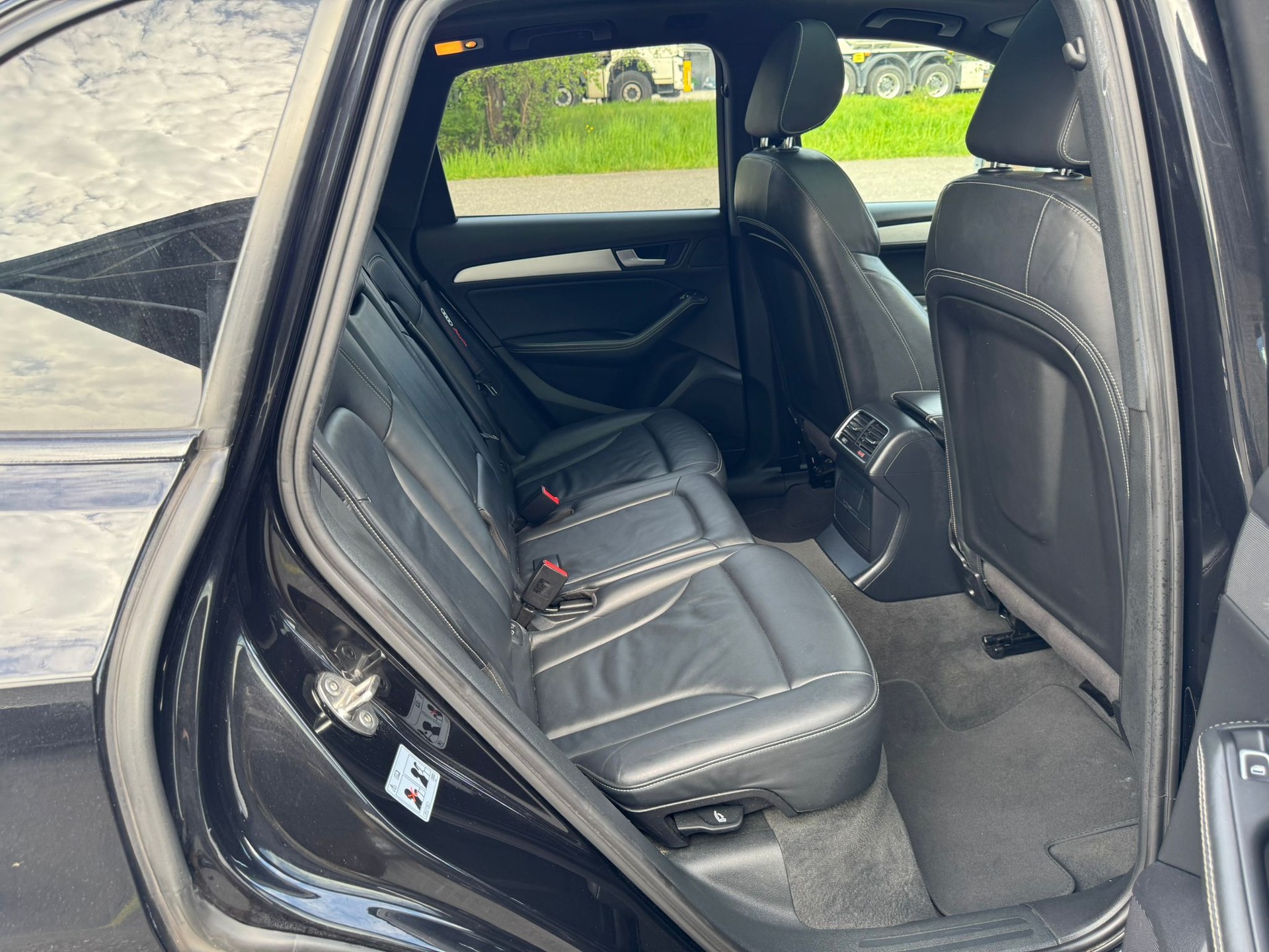 AUDI SQ5 3.0 TDI quattro tiptronic-image-13