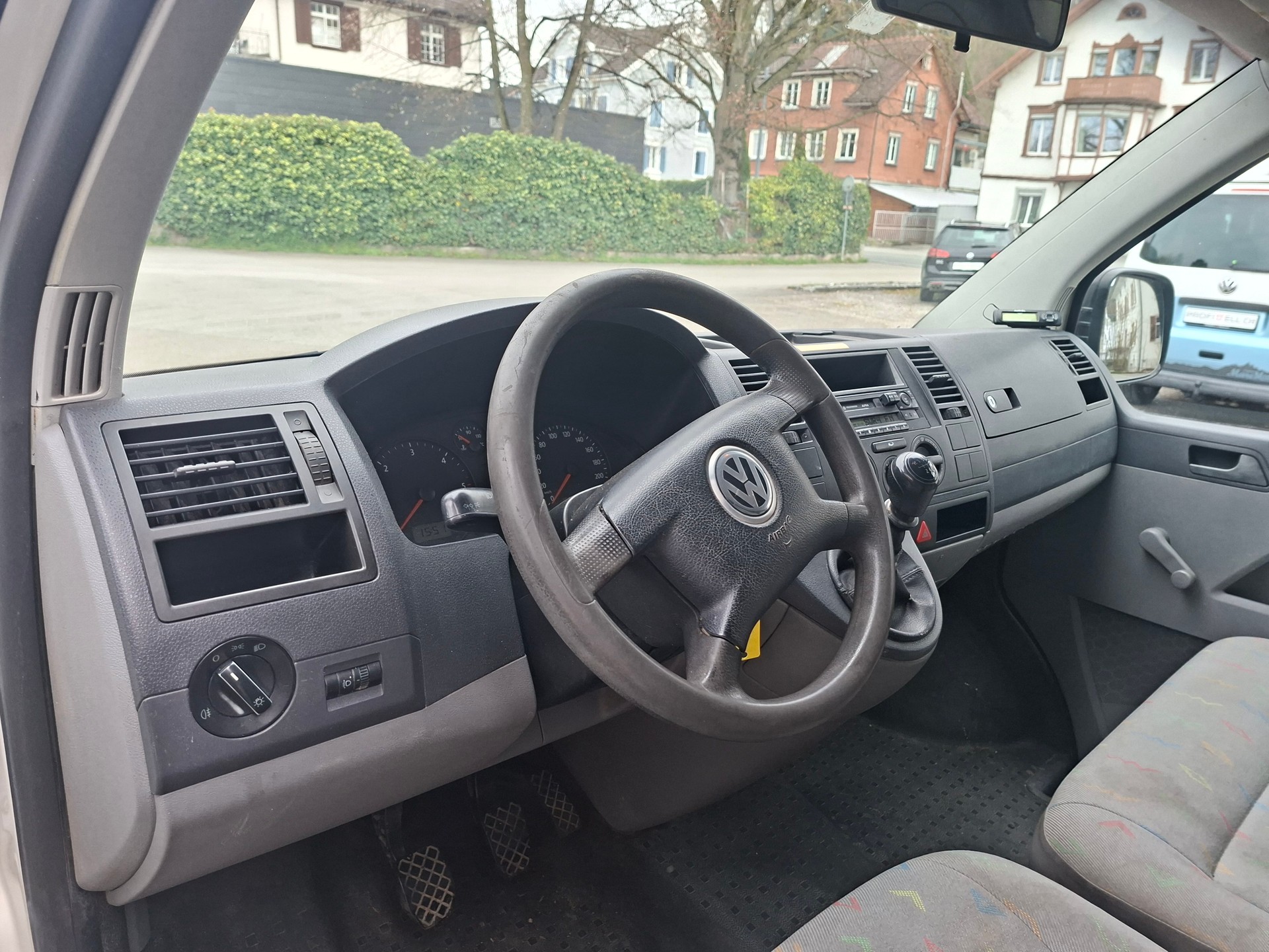 VW T5 2.5 TDI PD 4MOTION-image-7
