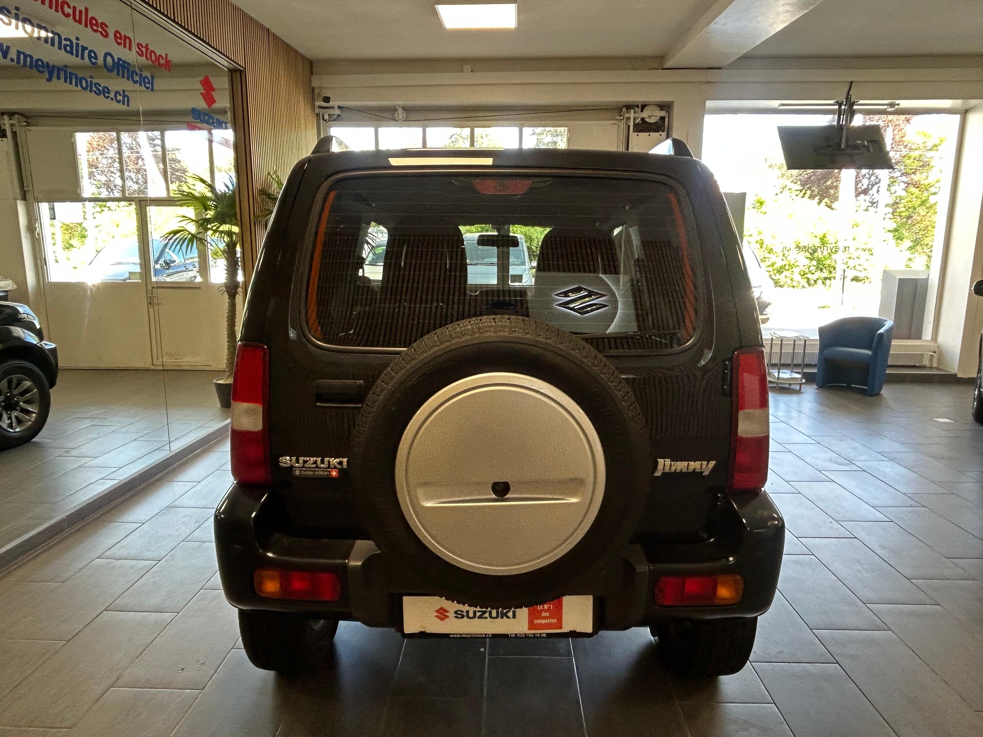 SUZUKI Jimny Wagon 1.3 4WD Sergio Cellano Top Automatique 4 Place/4Platz-image-5