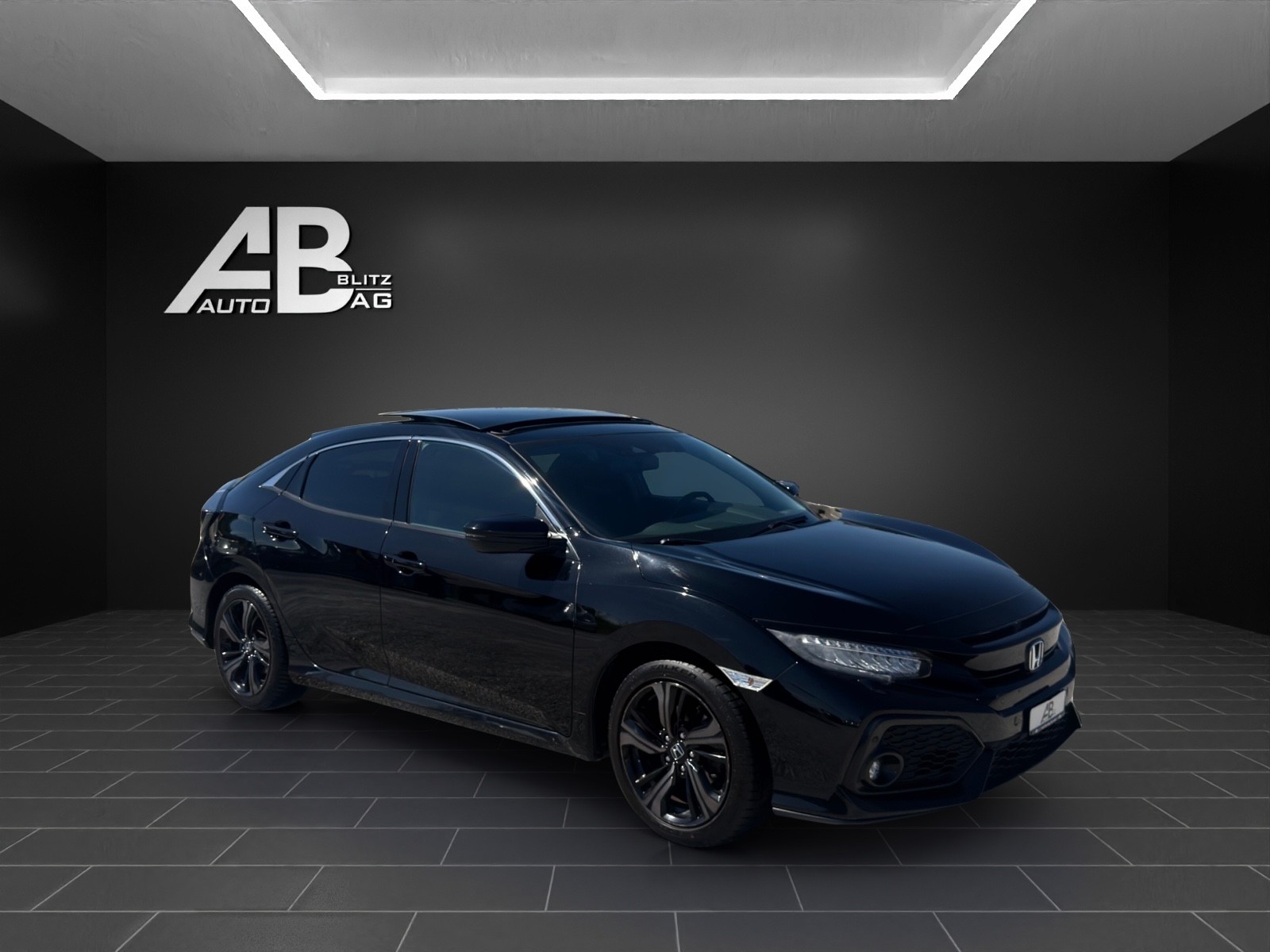 HONDA Civic 1.0 VTEC Executive CVT-image-5