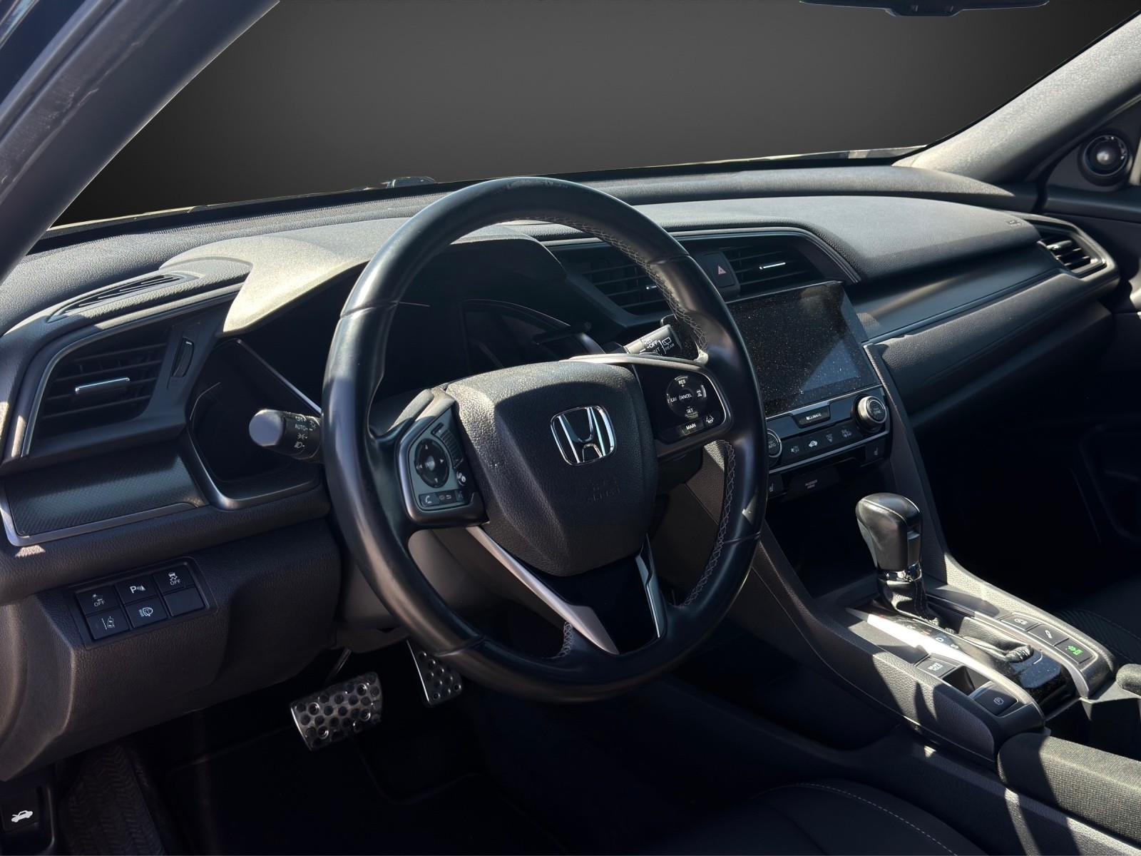 HONDA Civic 1.0 VTEC Executive CVT-image-7