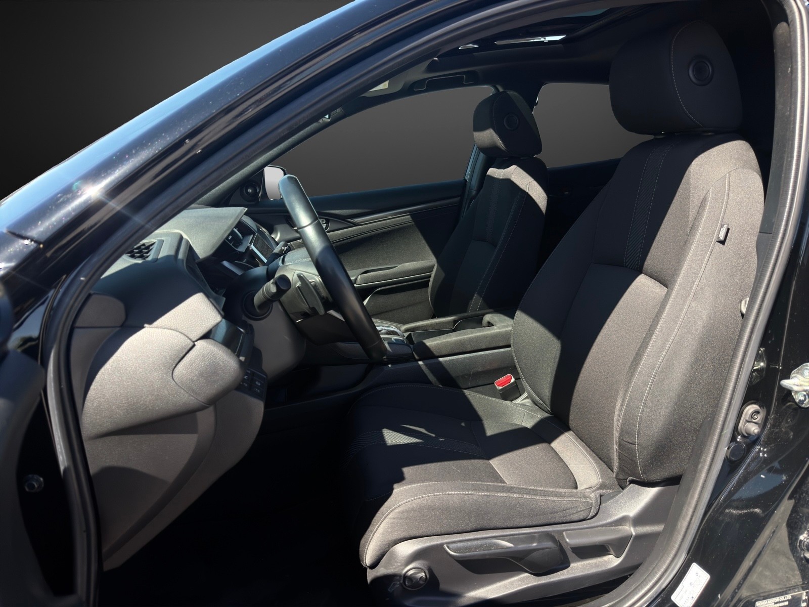 HONDA Civic 1.0 VTEC Executive CVT-image-6