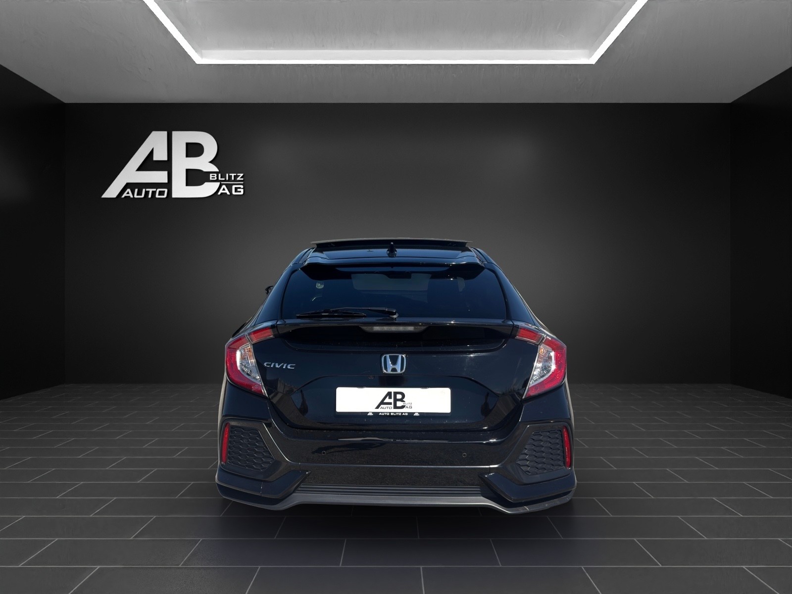 HONDA Civic 1.0 VTEC Executive CVT-image-3
