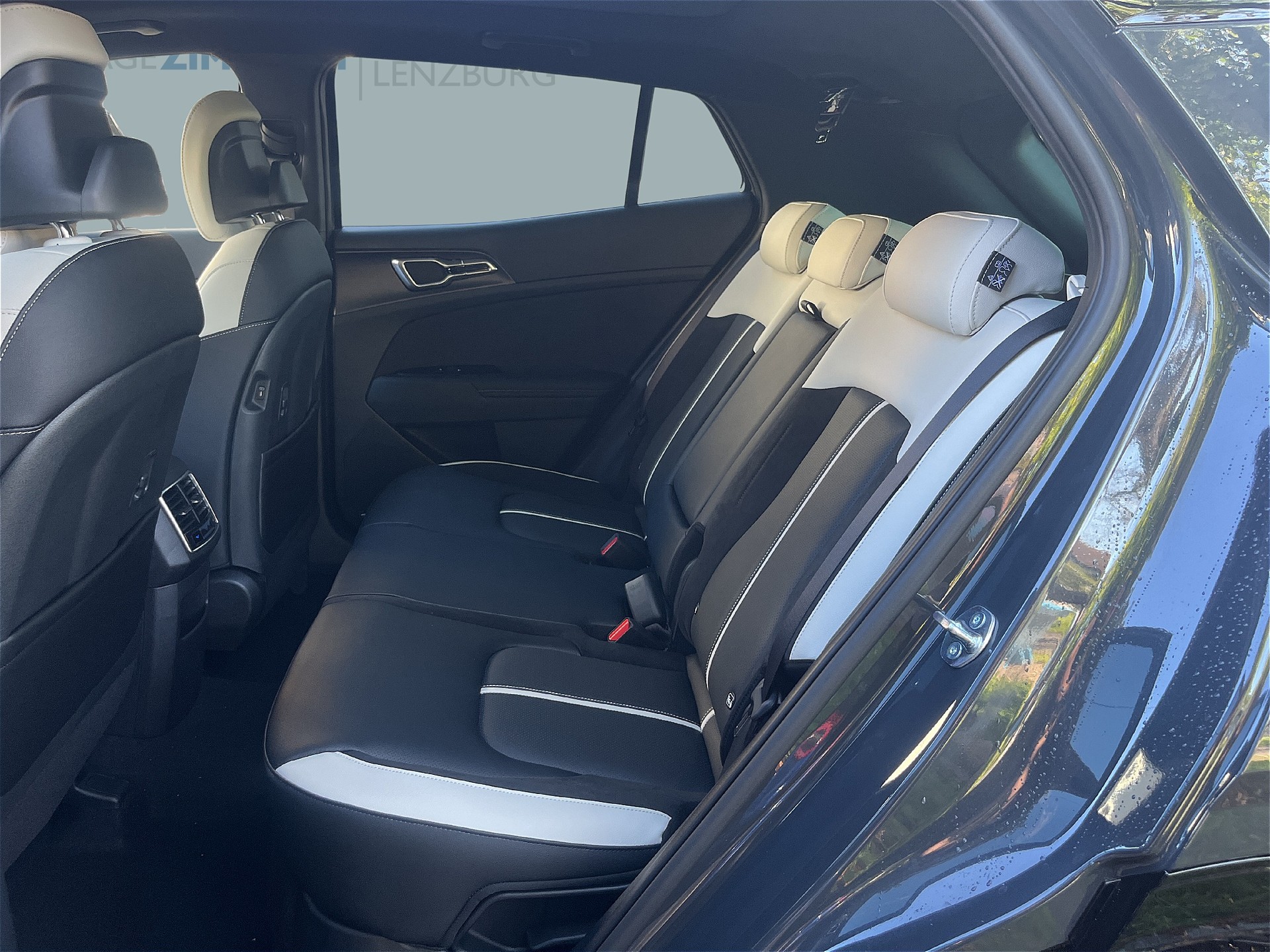 KIA Sportage 1.6T-GDi HEV GT-Line 4x4 A-image-11