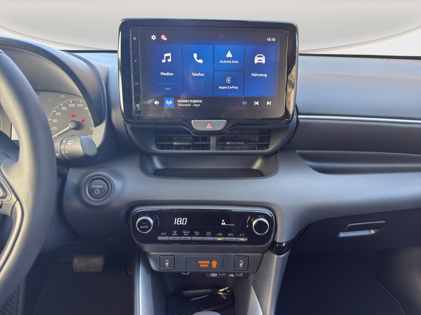 MAZDA 2 1.5 Hybrid Exclusive-Line-image-12