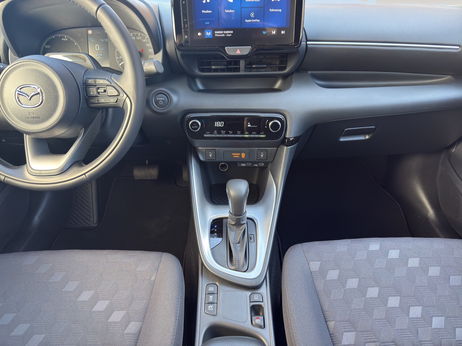MAZDA 2 1.5 Hybrid Exclusive-Line-image-13