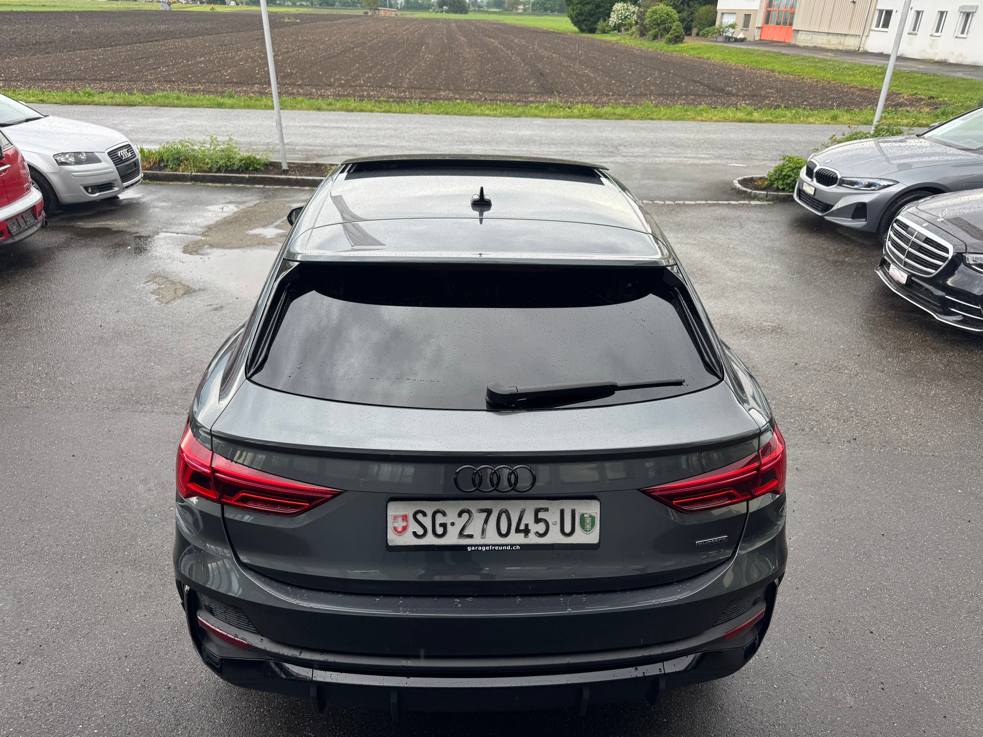 AUDI Q3 Sportback 40 TDI S line quattro S-tronic-image-14