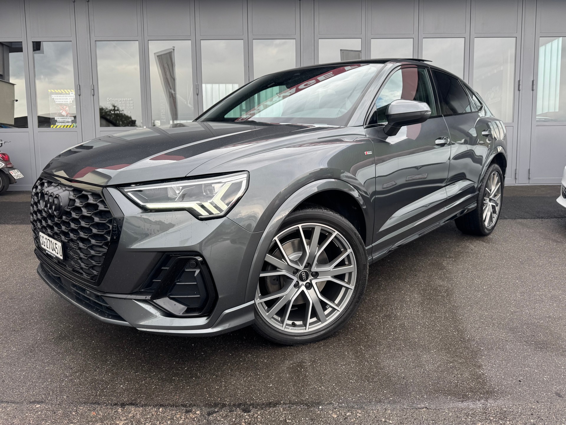 AUDI Q3 Sportback 40 TDI S line quattro S-tronic-image-0