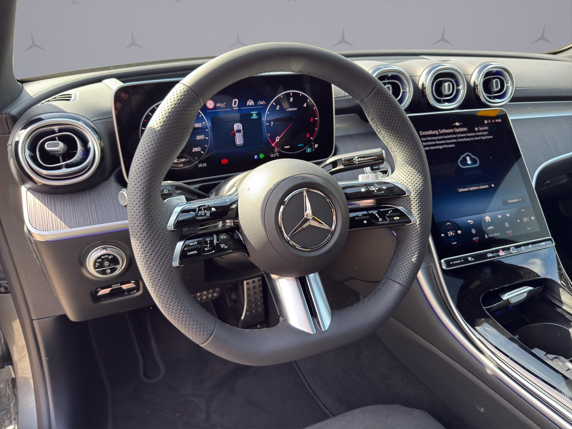 MERCEDES-BENZ C 220 d Swiss Star AMG Line 4matic Kombi-image-11