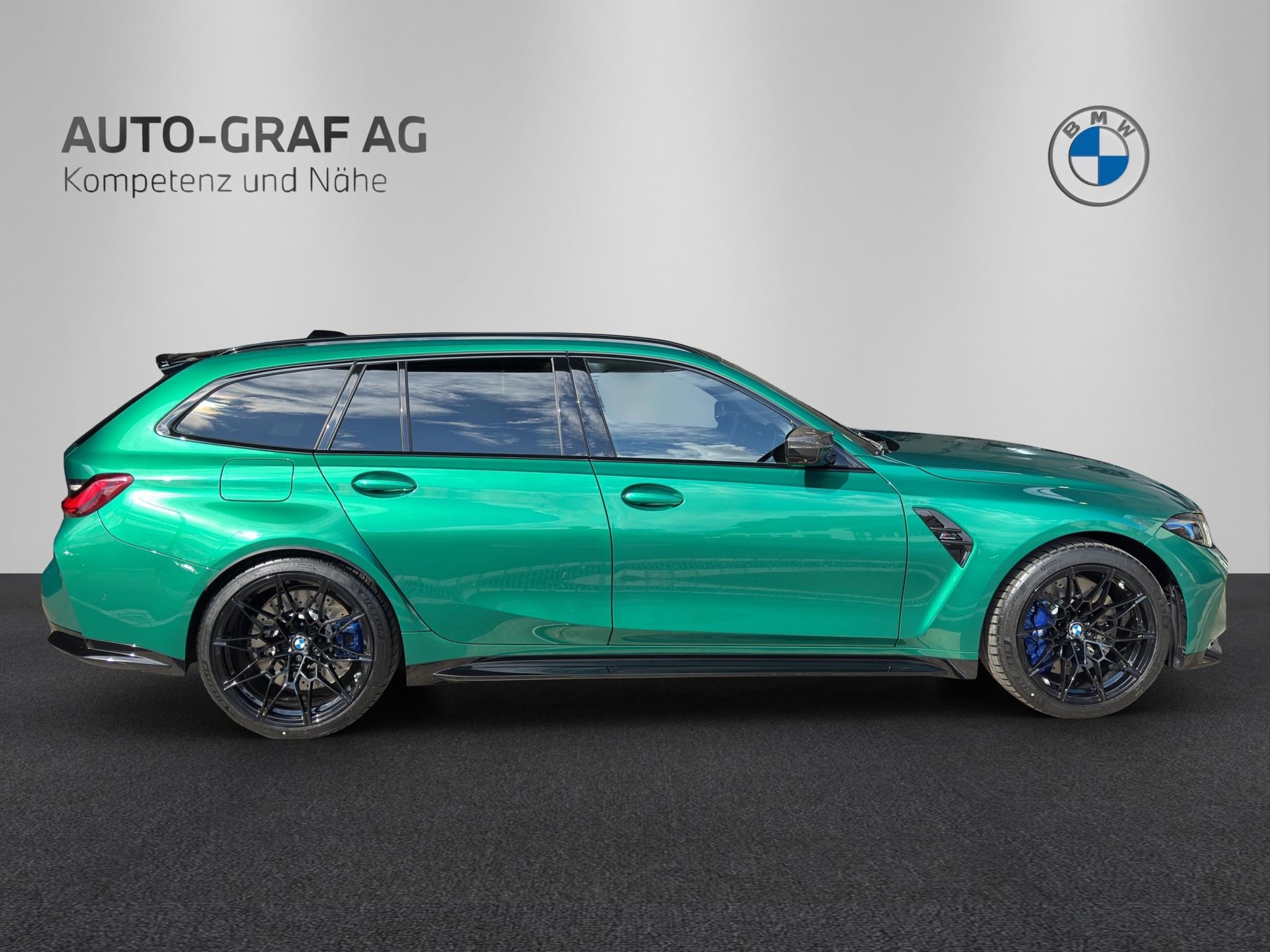 BMW M3 Competition xDrive Touring-image-5