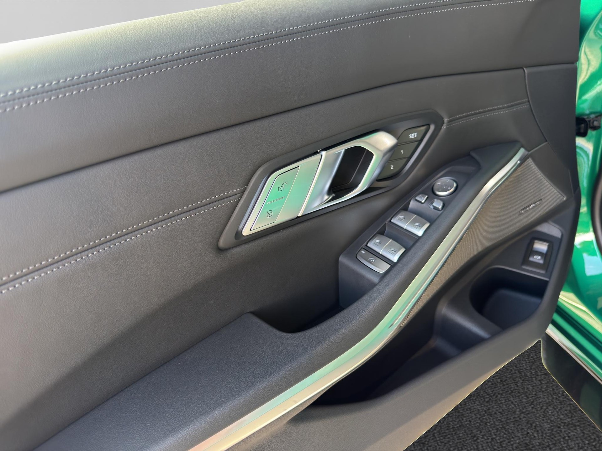 BMW M3 Competition xDrive Touring-image-12