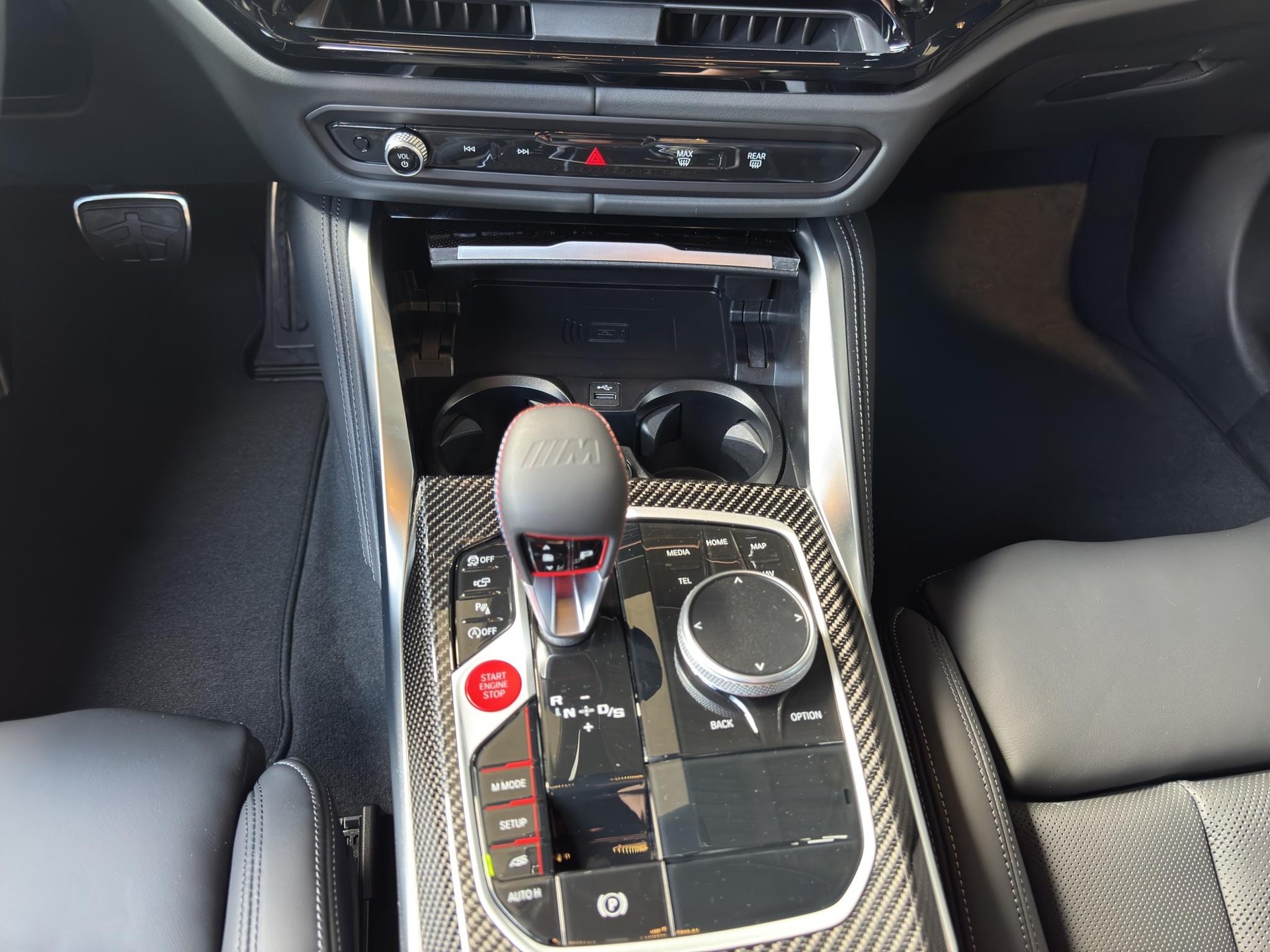 BMW M3 Competition xDrive Touring-image-14
