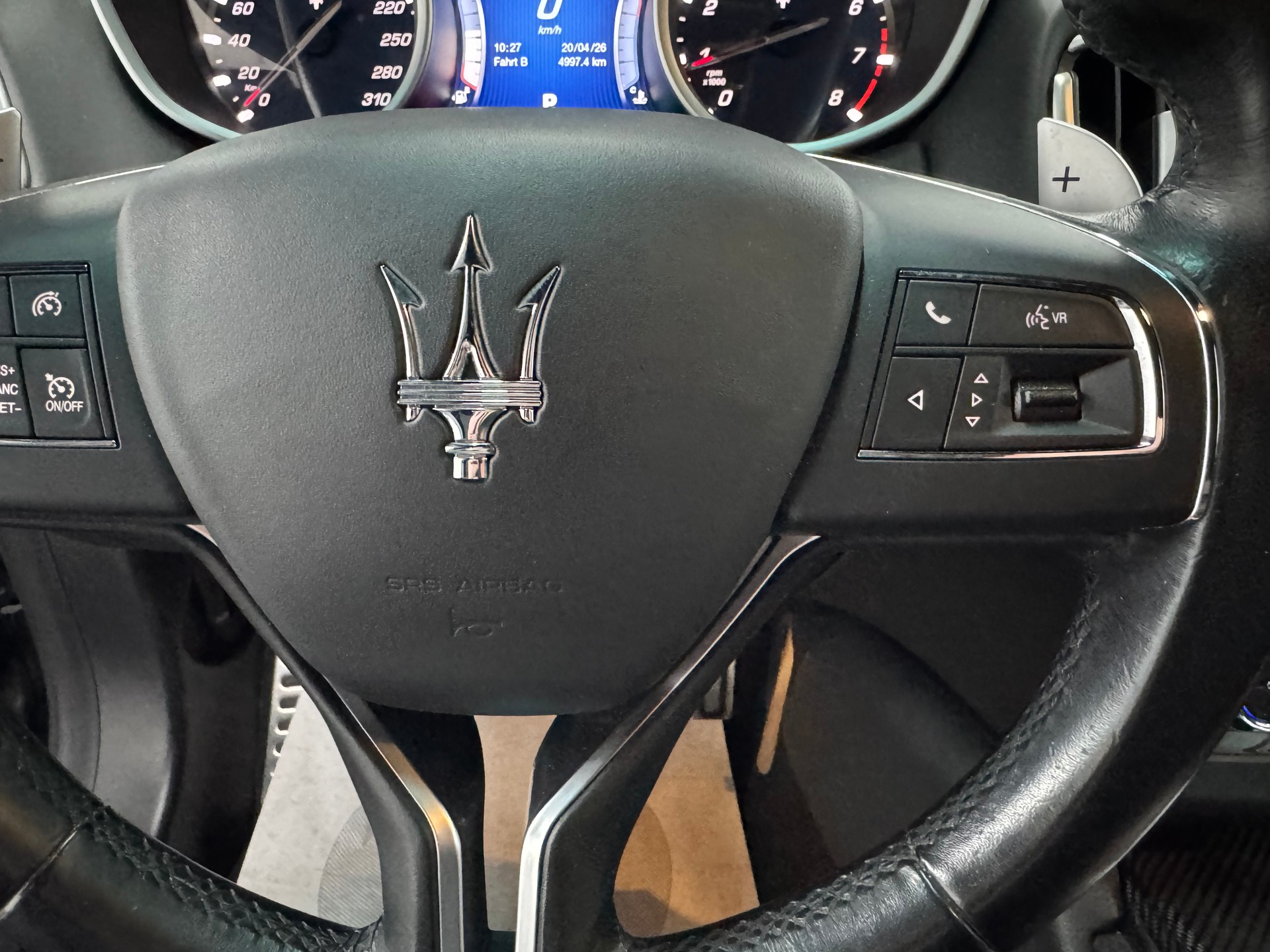 MASERATI Ghibli S Q4 3.0 V6 Automatica *Black Style*-image-24