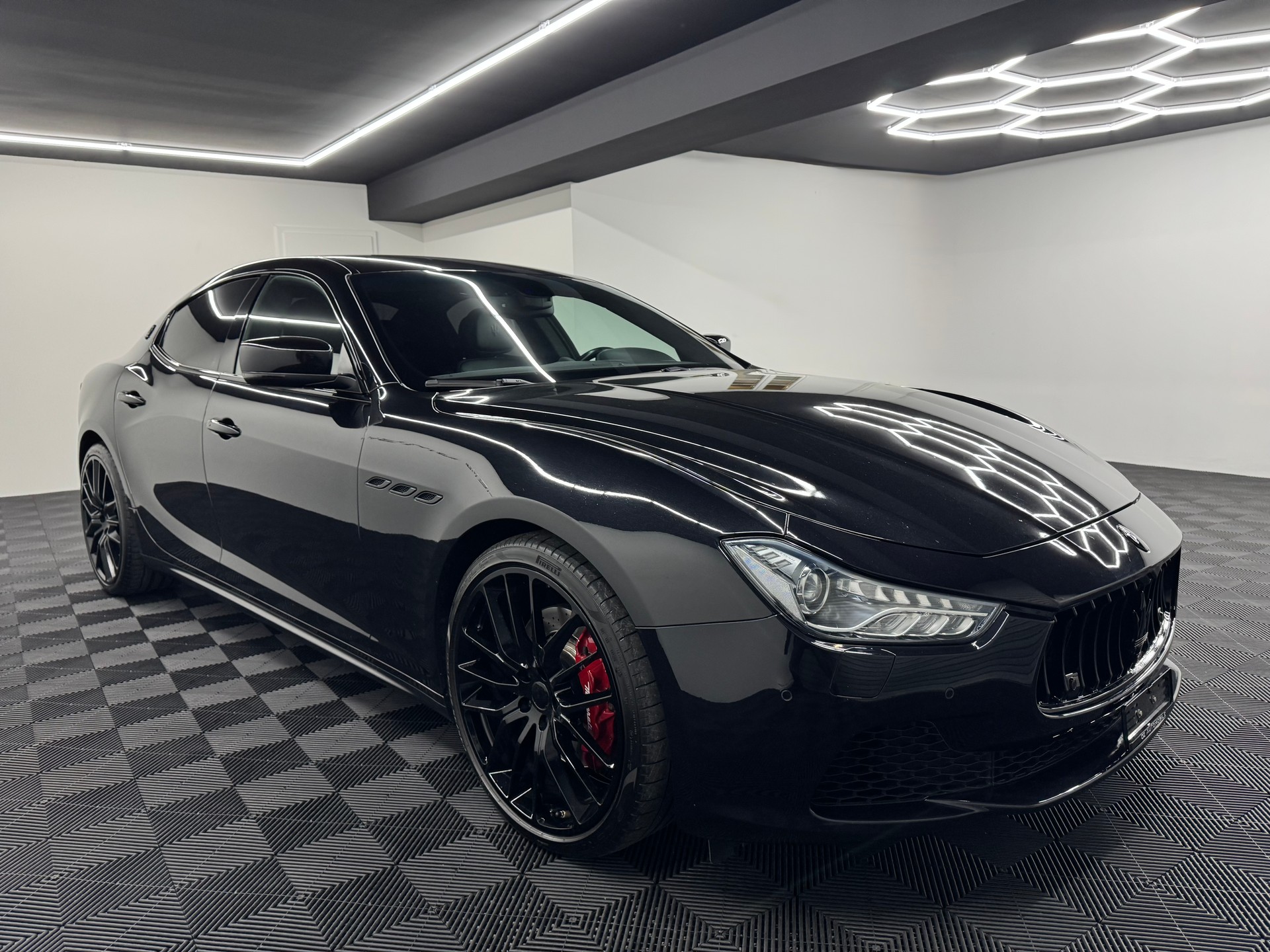 MASERATI Ghibli S Q4 3.0 V6 Automatica *Black Style*-image-8
