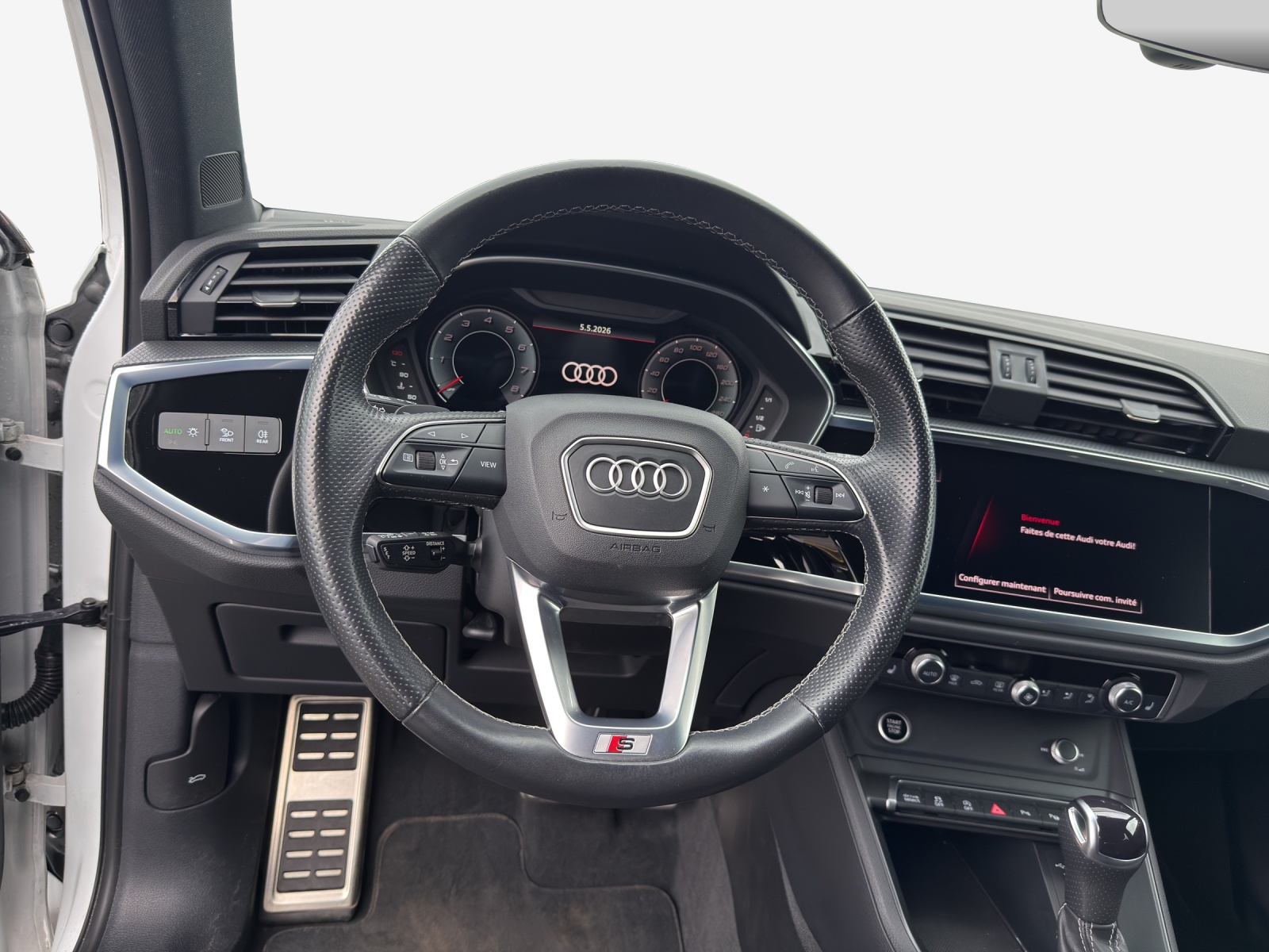 AUDI Q3 Sportback 45 TFSI S line quattro S-tronic-image-9