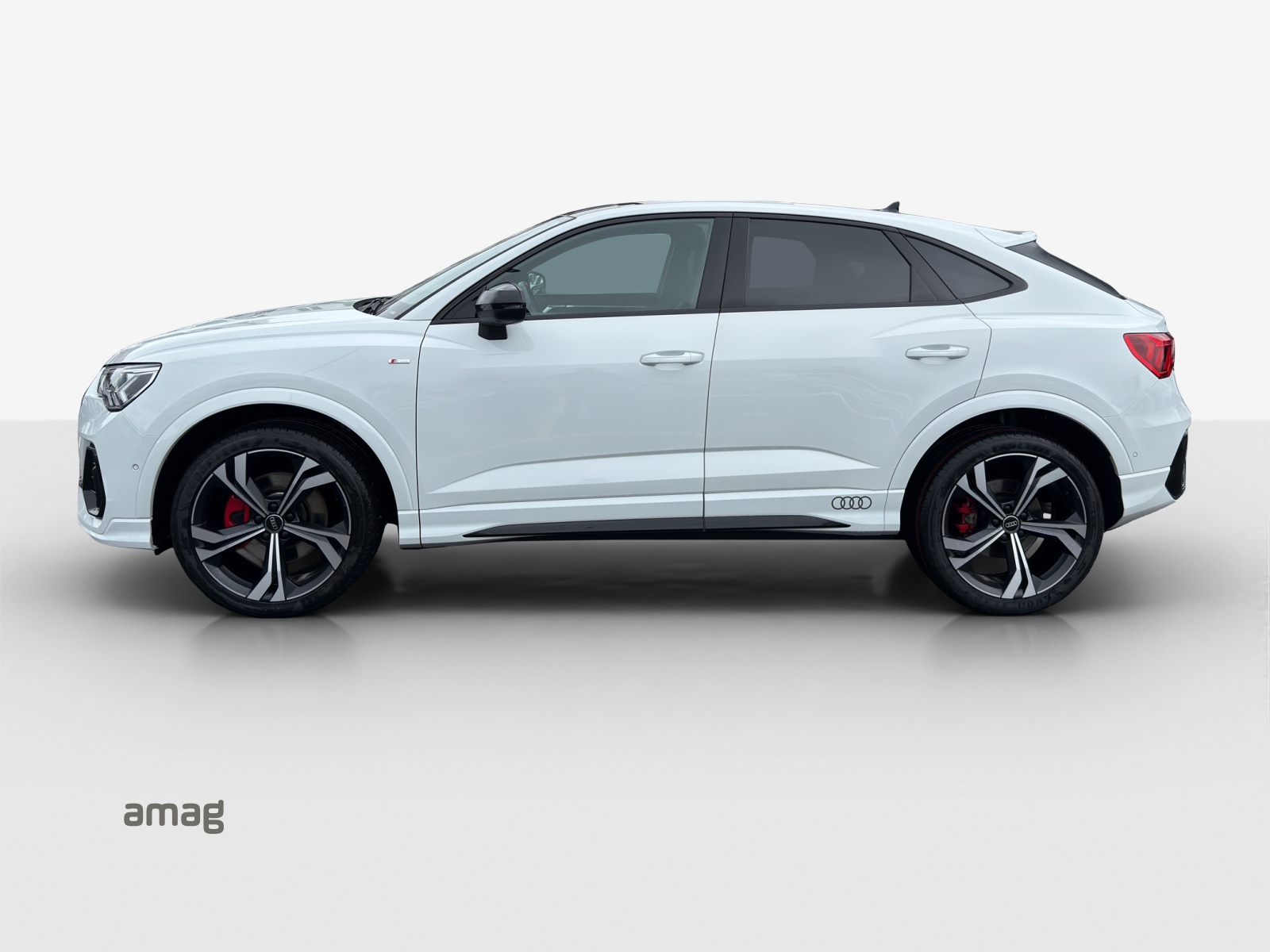 AUDI Q3 Sportback 45 TFSI S line quattro S-tronic-image-1