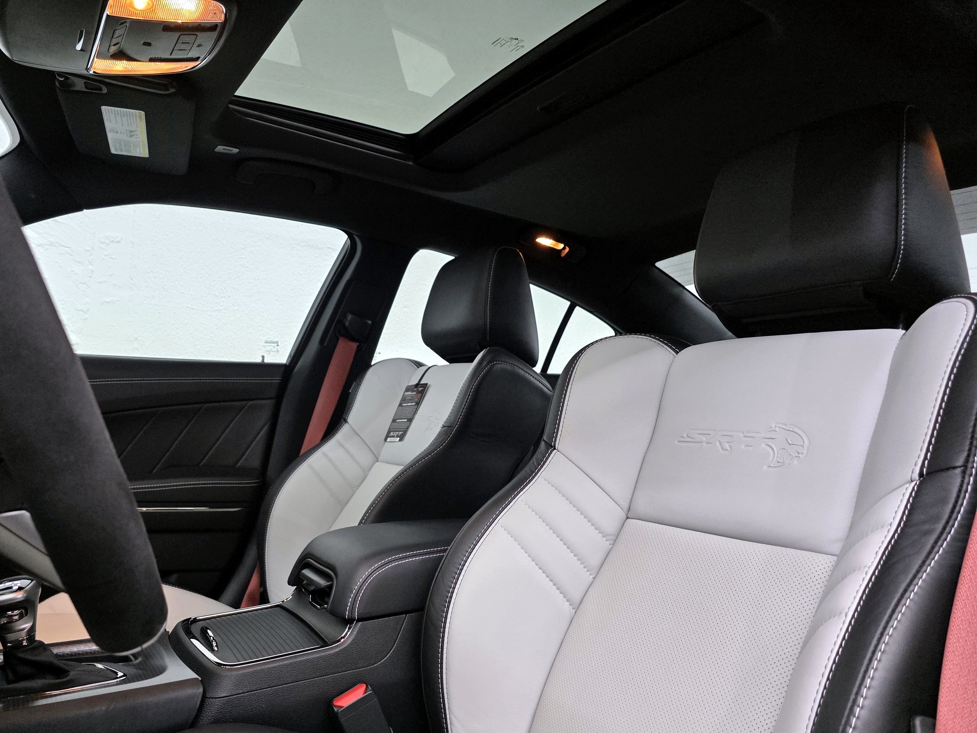 DODGE Charger 6.2 V8 SRT Hellcat JAILBREAK-image-14