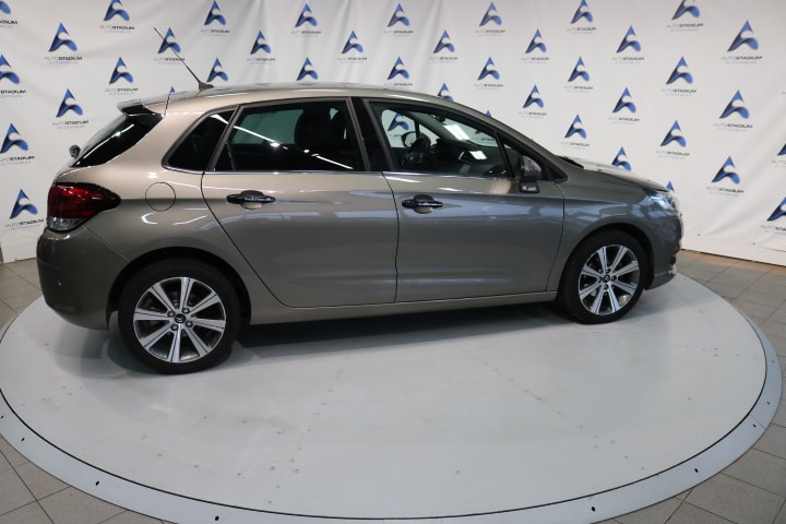 CITROEN C4 1.2 Pure Tech Feel Edition-image-26