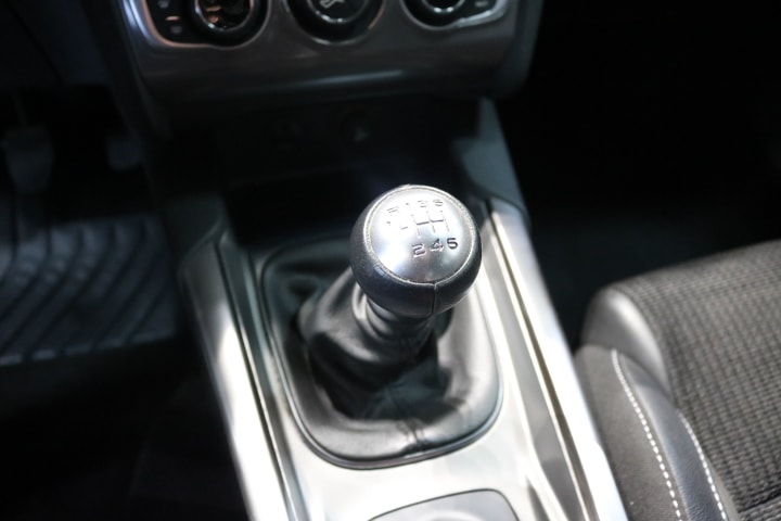 CITROEN C4 1.2 Pure Tech Feel Edition-image-34