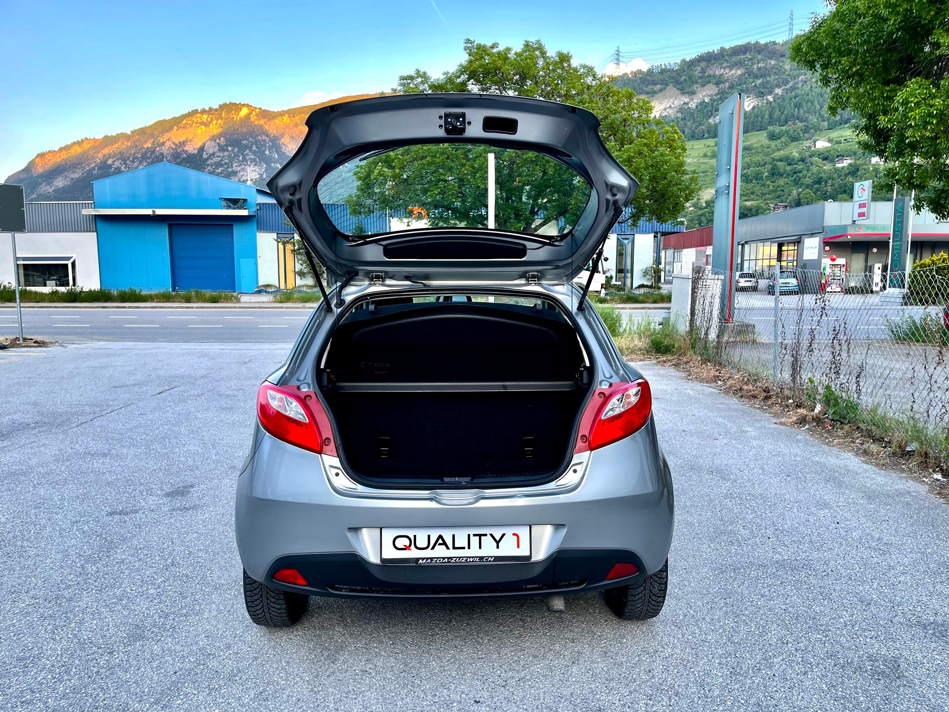 MAZDA 2 1.6 CD Exclusive-image-4