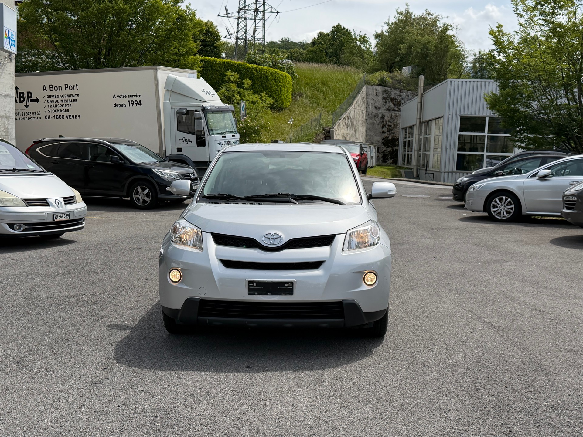 TOYOTA UrbanCruiser 1.33 Dual VVT-i Linea Terra-image-2