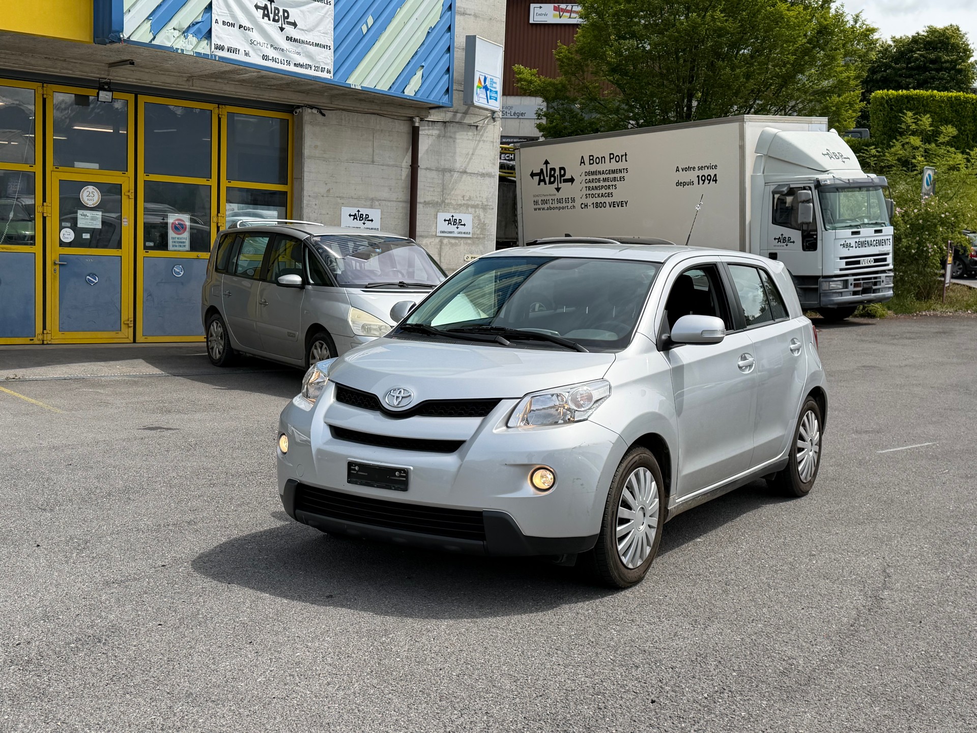 TOYOTA UrbanCruiser 1.33 Dual VVT-i Linea Terra