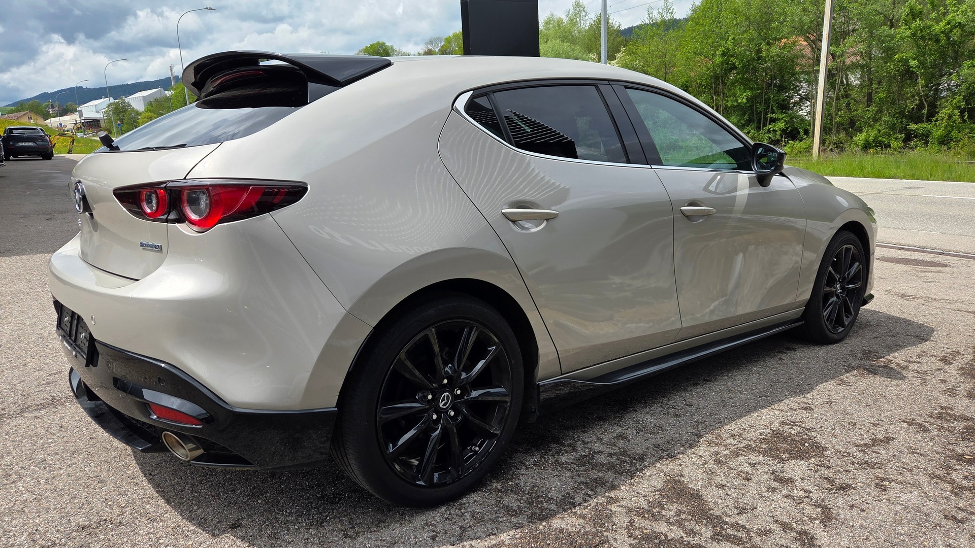 MAZDA 3 Hatchback SKYACTIV-X M Hybrid 186 Takumi Automat-image-4