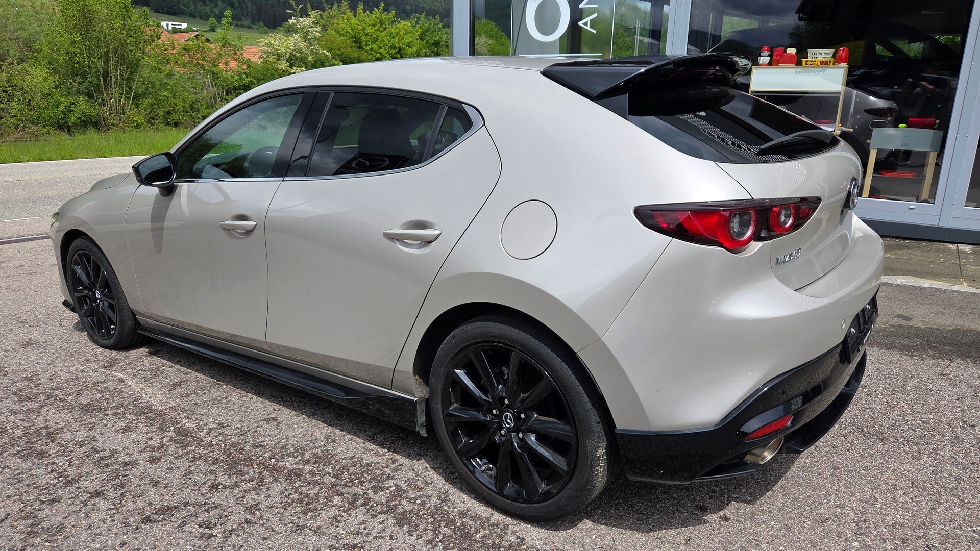 MAZDA 3 Hatchback SKYACTIV-X M Hybrid 186 Takumi Automat-image-6