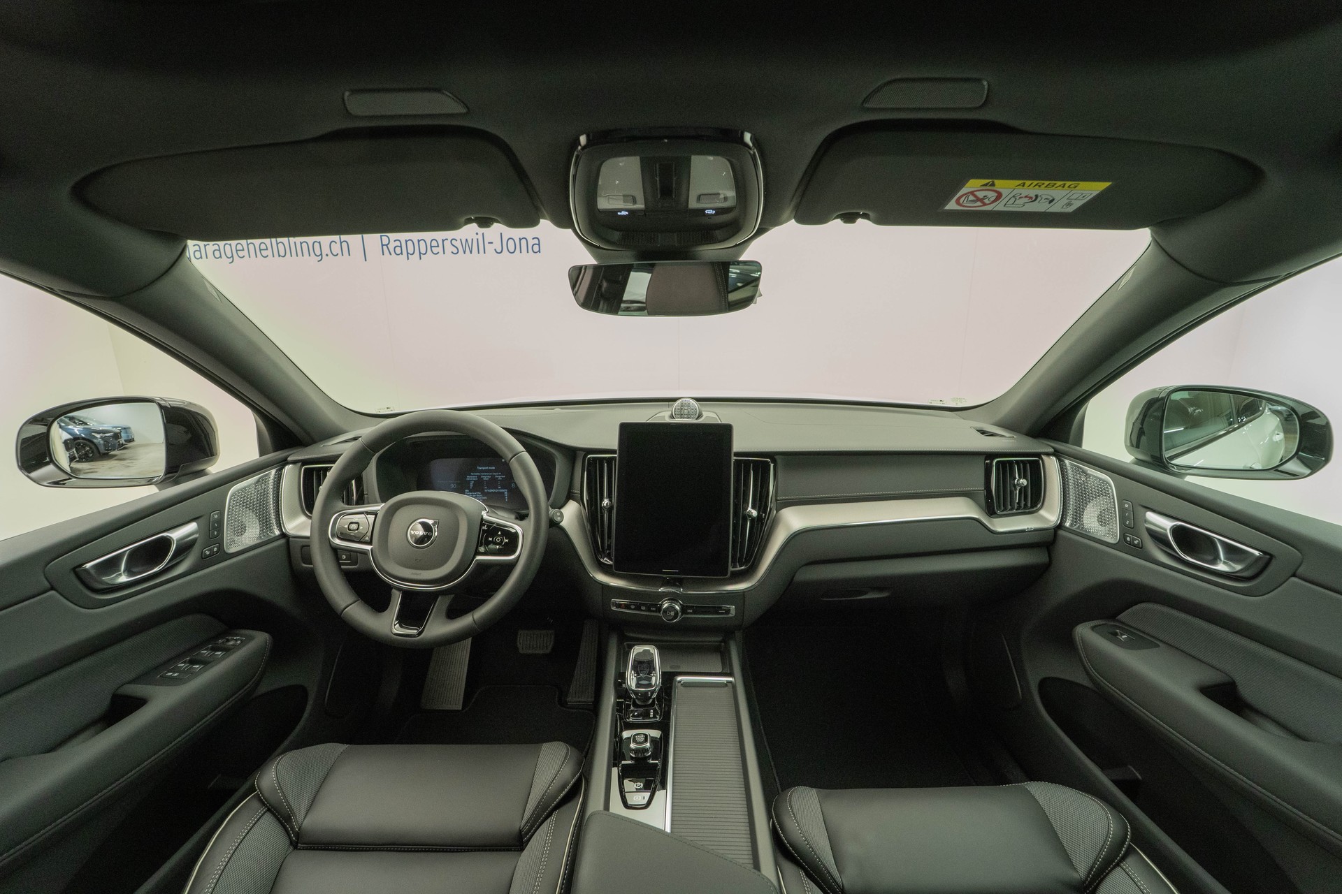 VOLVO XC60 2.0 T8 TE Black Edition eAWD-image-5