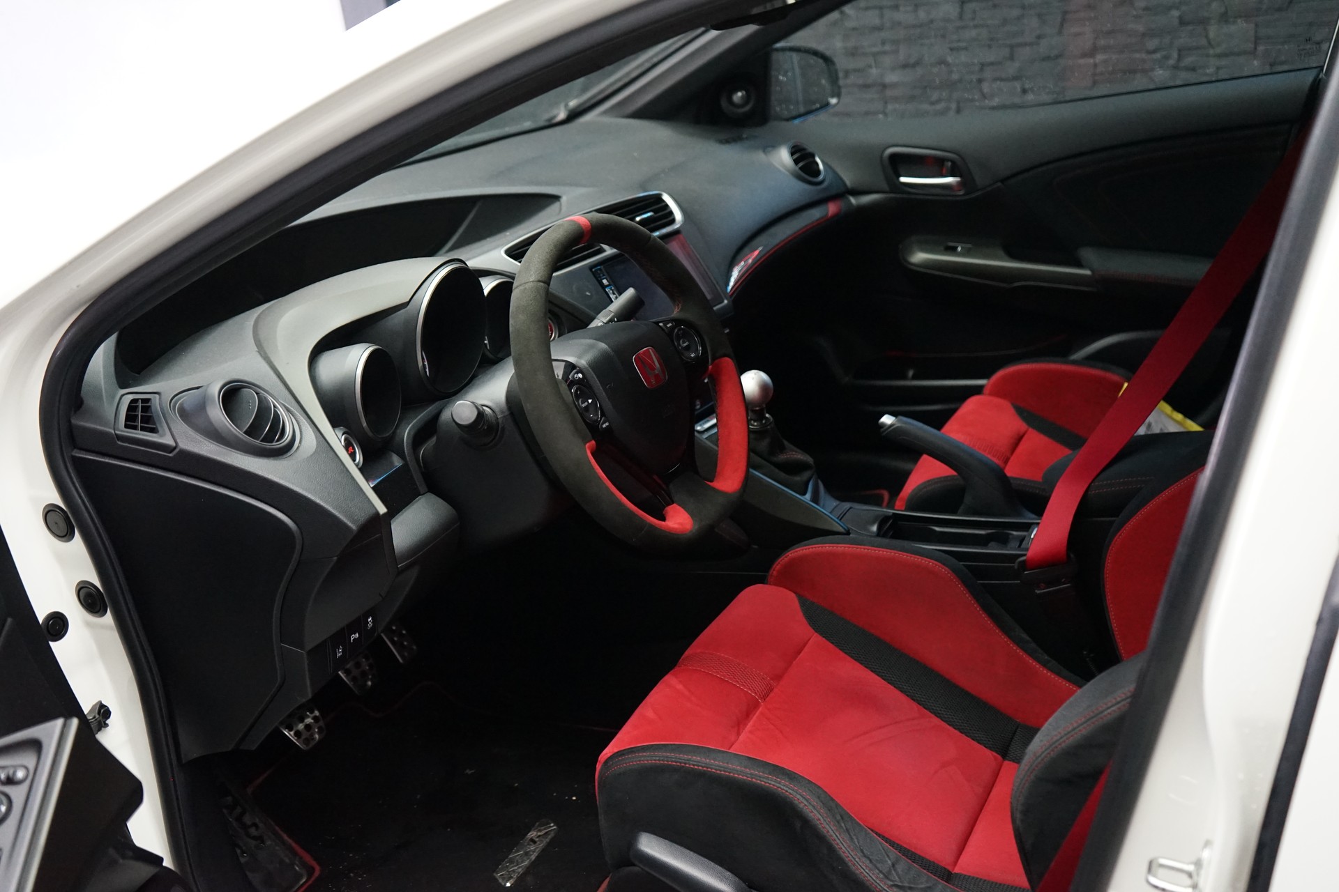 HONDA Civic 2.0 i-VTEC Type R-showroom-element-3