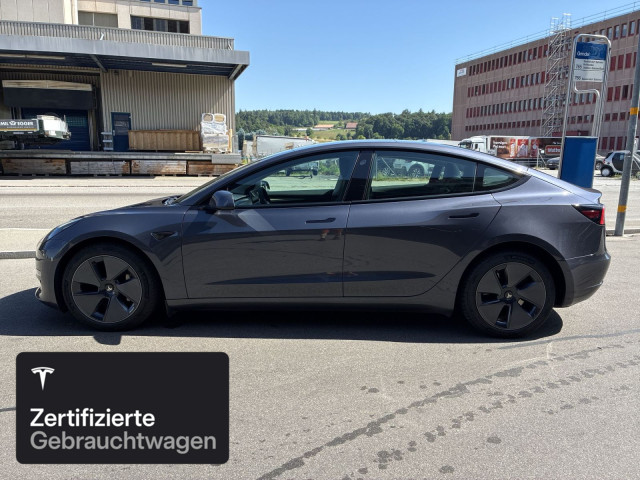 TESLA Model 3 Long Range AWD-image-3