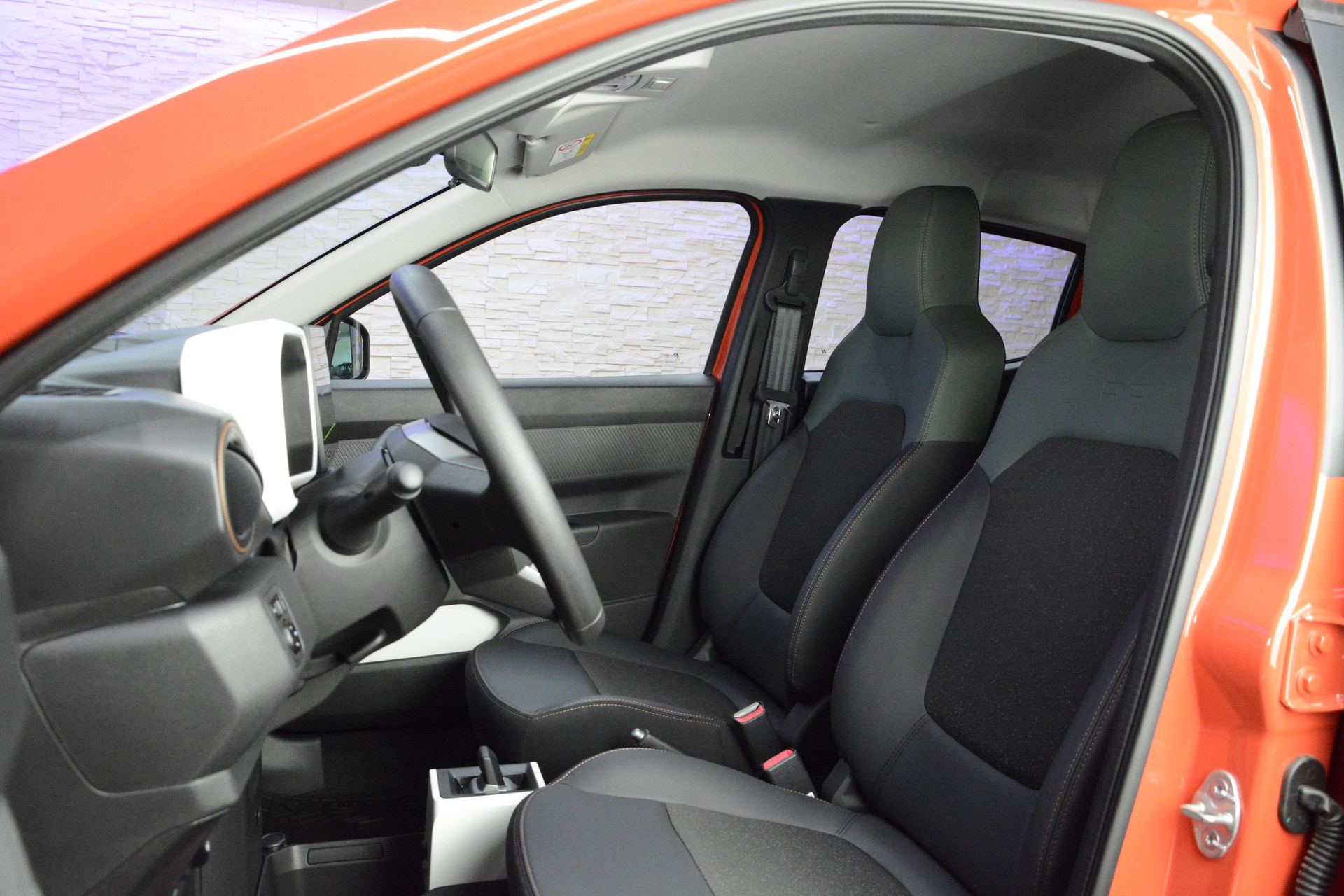 DACIA Spring Extreme *CCS-Ladeanschluss*-image-8